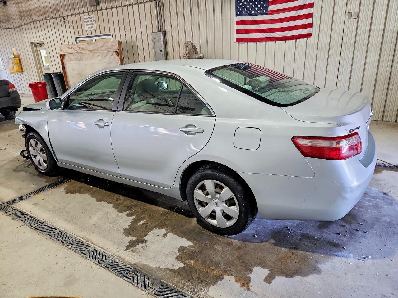 2007 Toyota Camry Le Серебряный vin: 4T1BE46KX7U639379
