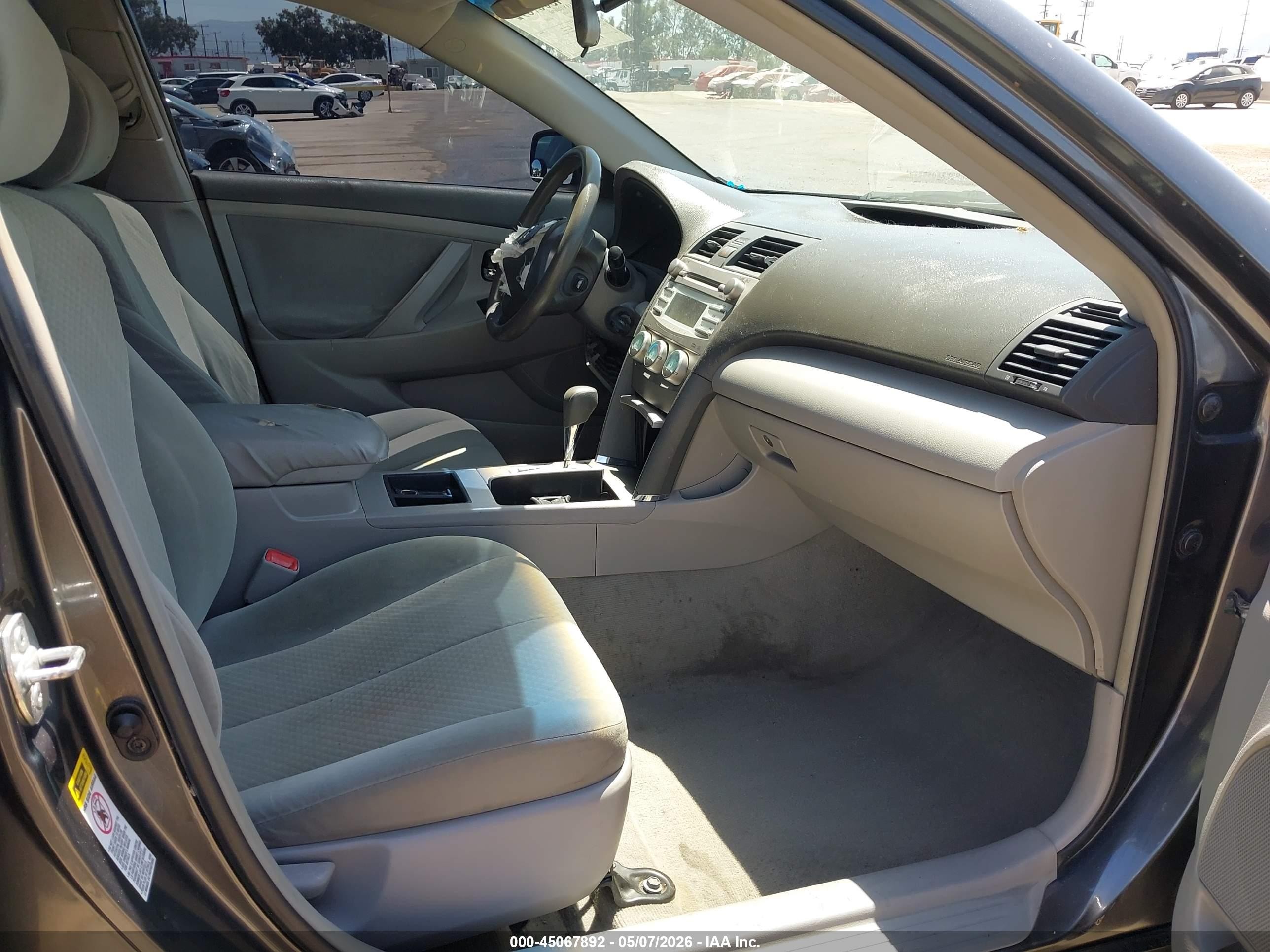 2007 Toyota Camry Le Gray vin: 4T1BE46KX7U650222