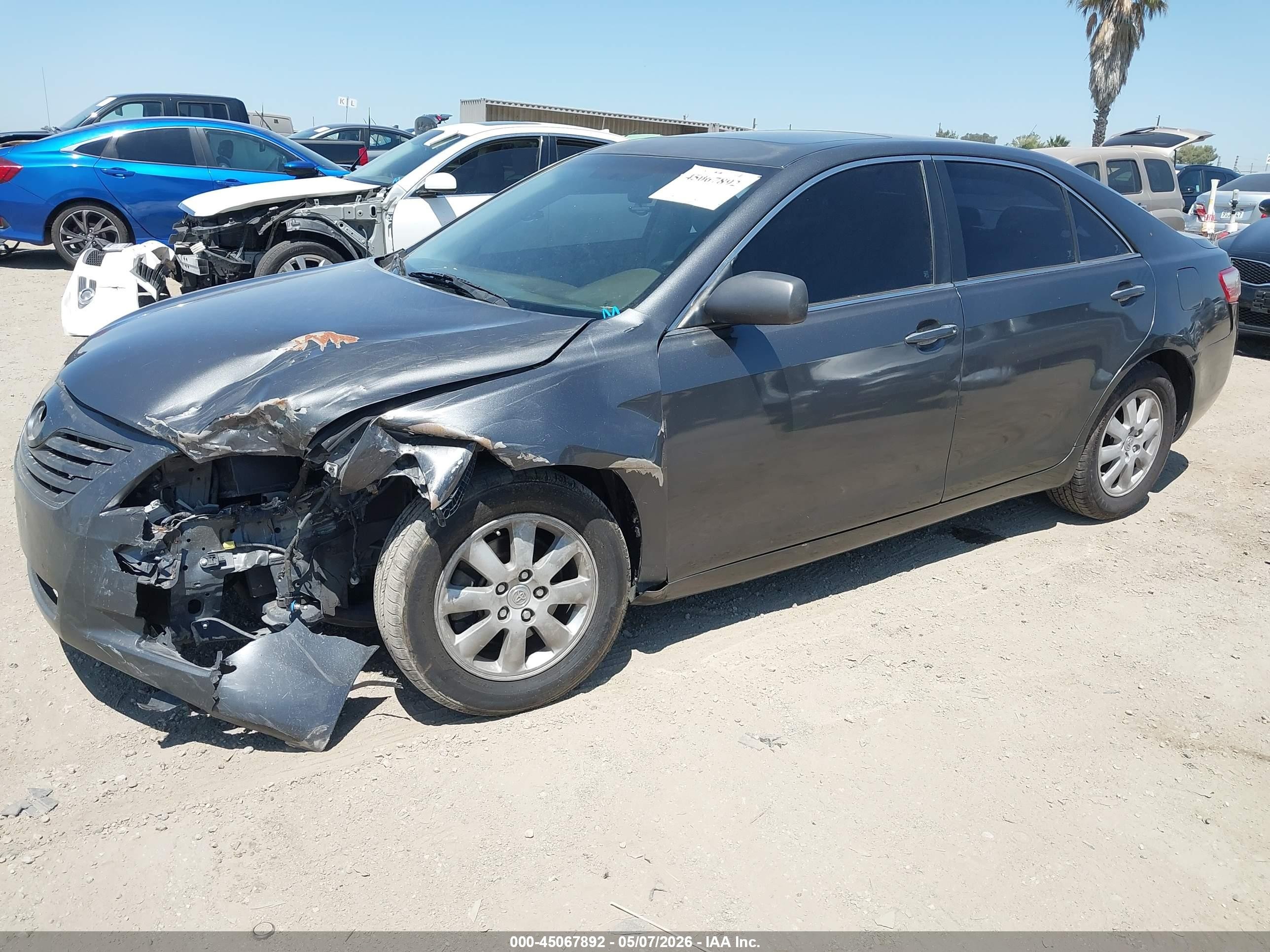 2007 Toyota Camry Le Gray vin: 4T1BE46KX7U650222