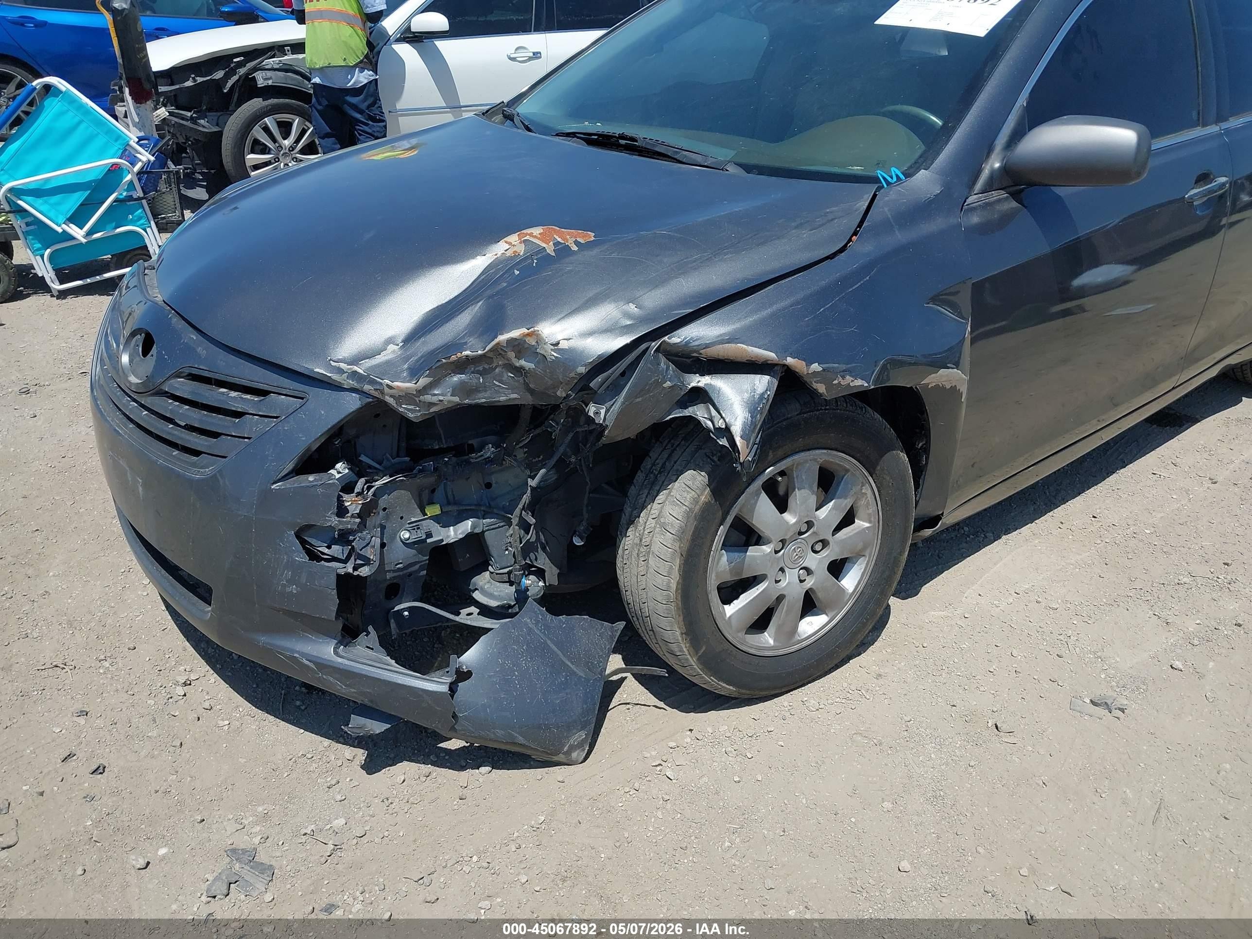 2007 Toyota Camry Le Gray vin: 4T1BE46KX7U650222