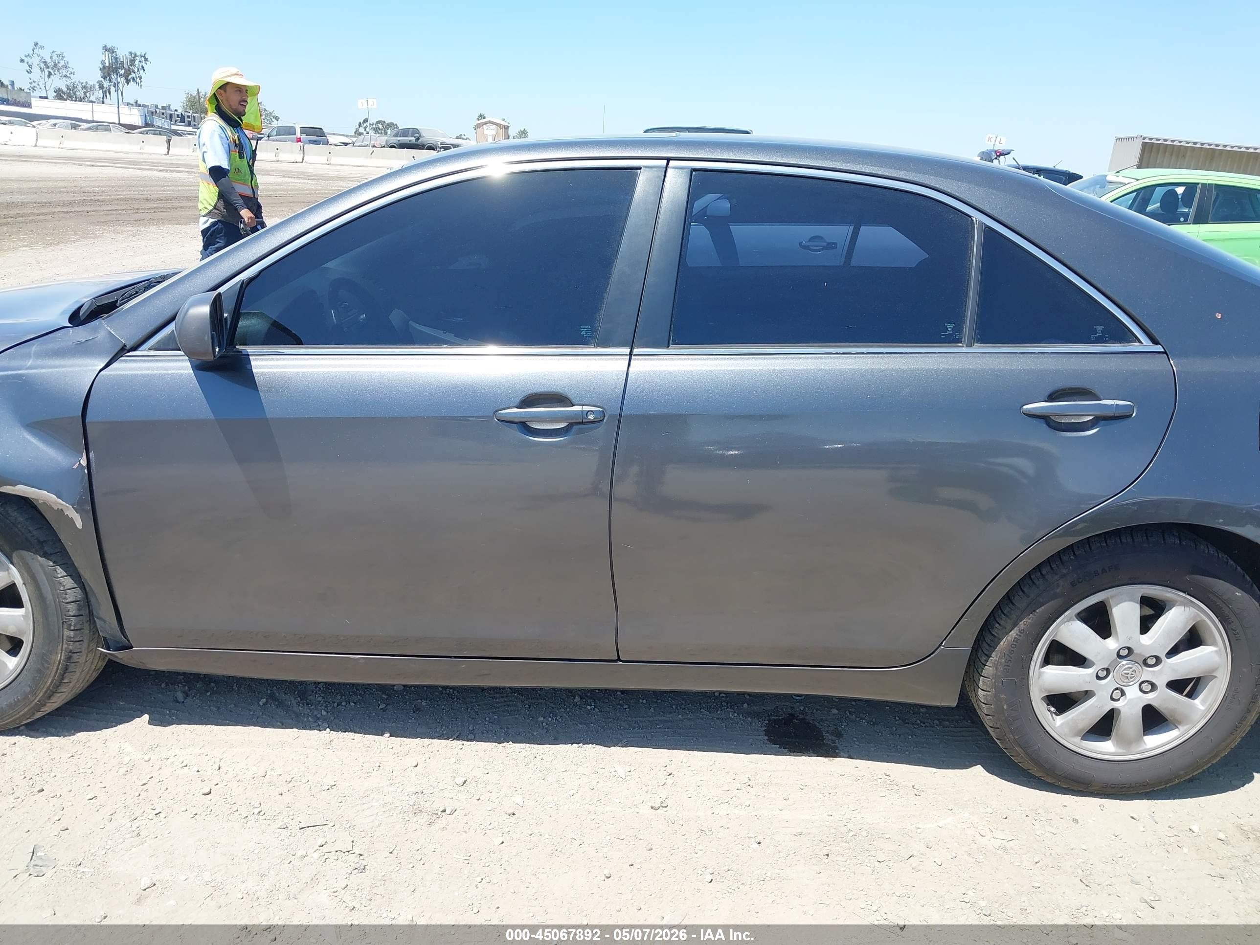 2007 Toyota Camry Le Gray vin: 4T1BE46KX7U650222