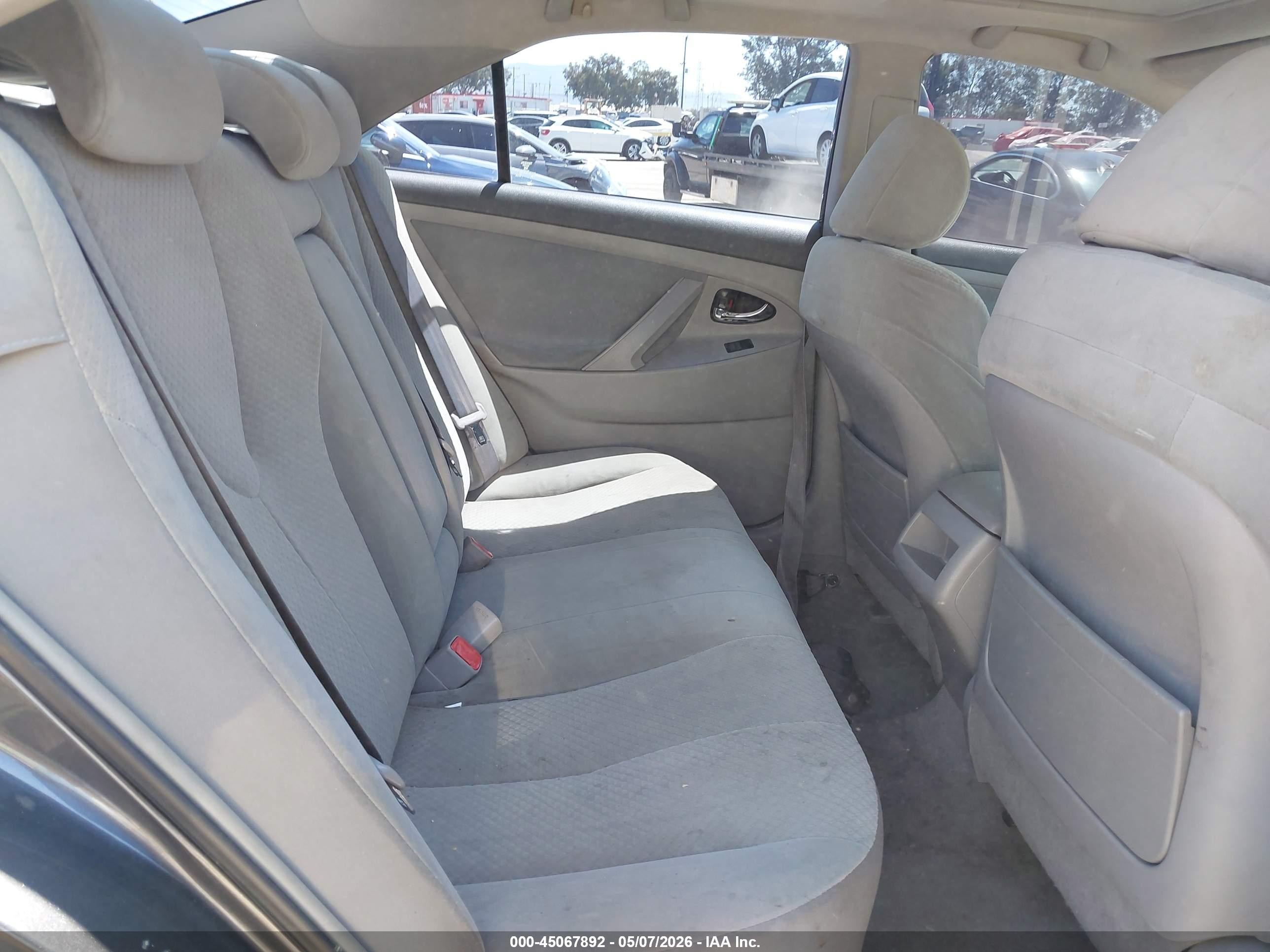 2007 Toyota Camry Le Gray vin: 4T1BE46KX7U650222