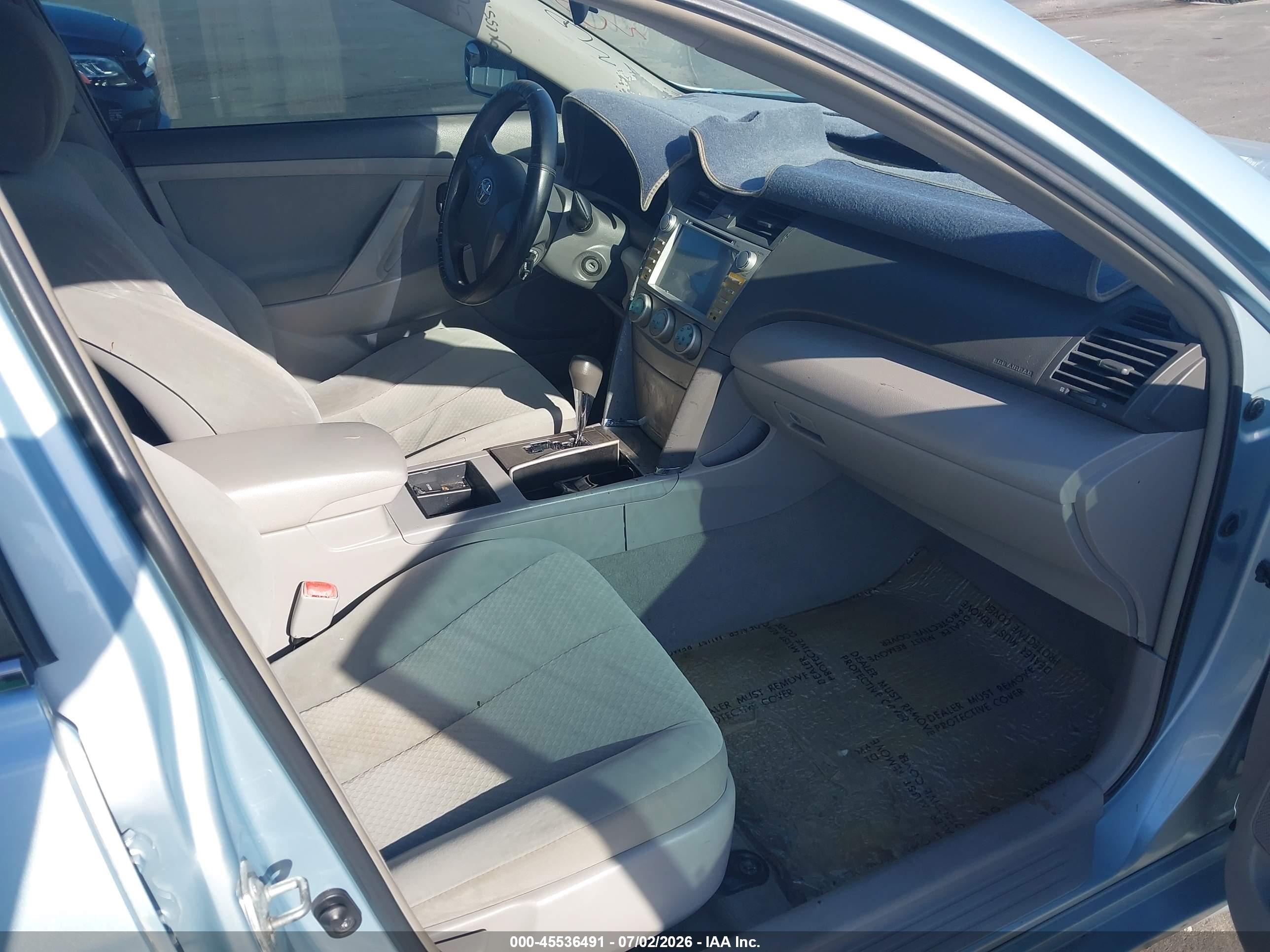 2007 Toyota Camry Le Blue vin: 4T1BE46KX7U668574