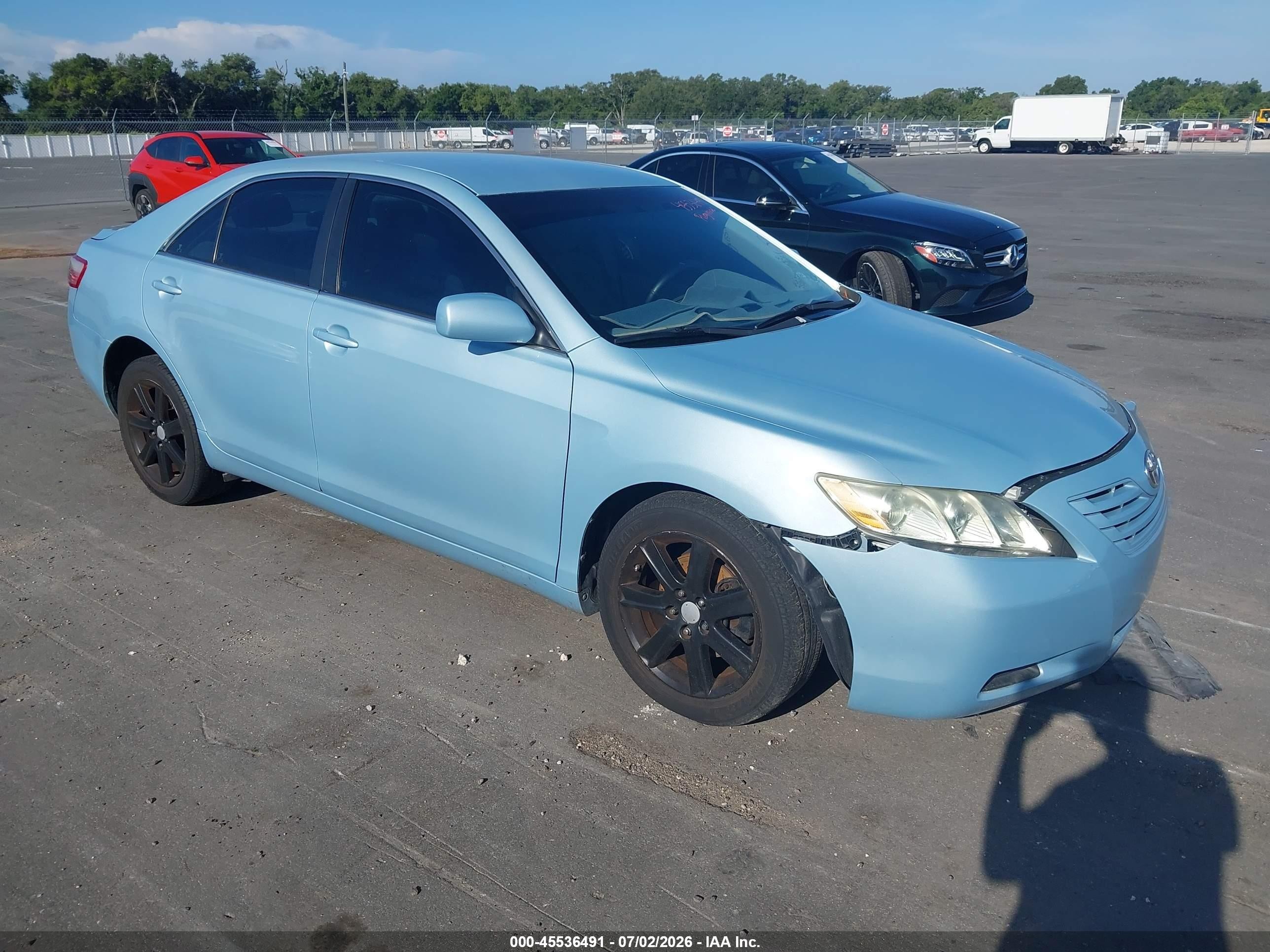 2007 Toyota Camry Le Blue vin: 4T1BE46KX7U668574