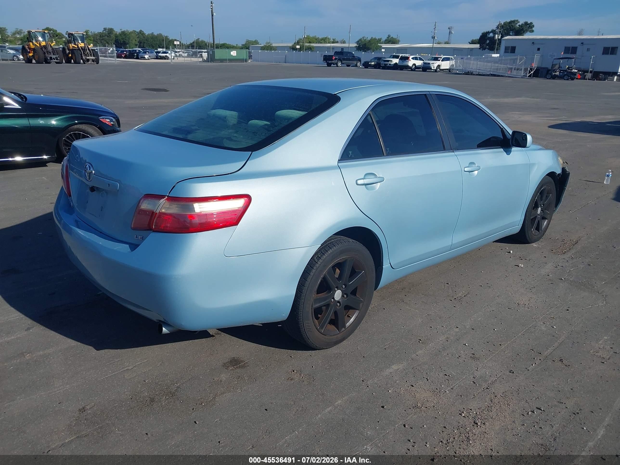 2007 Toyota Camry Le Blue vin: 4T1BE46KX7U668574