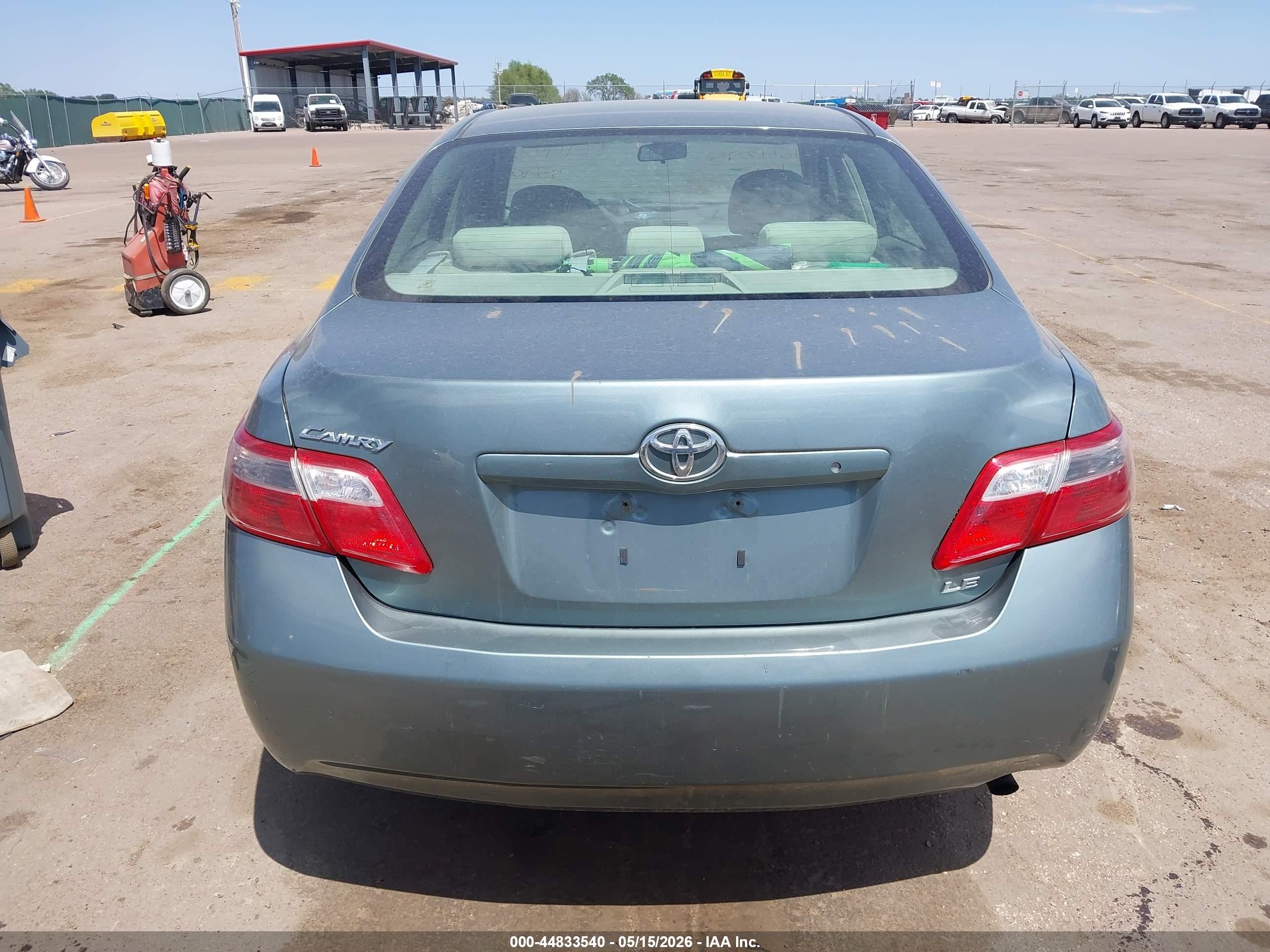 2007 Toyota Camry Le Blue vin: 4T1BE46KX7U672706