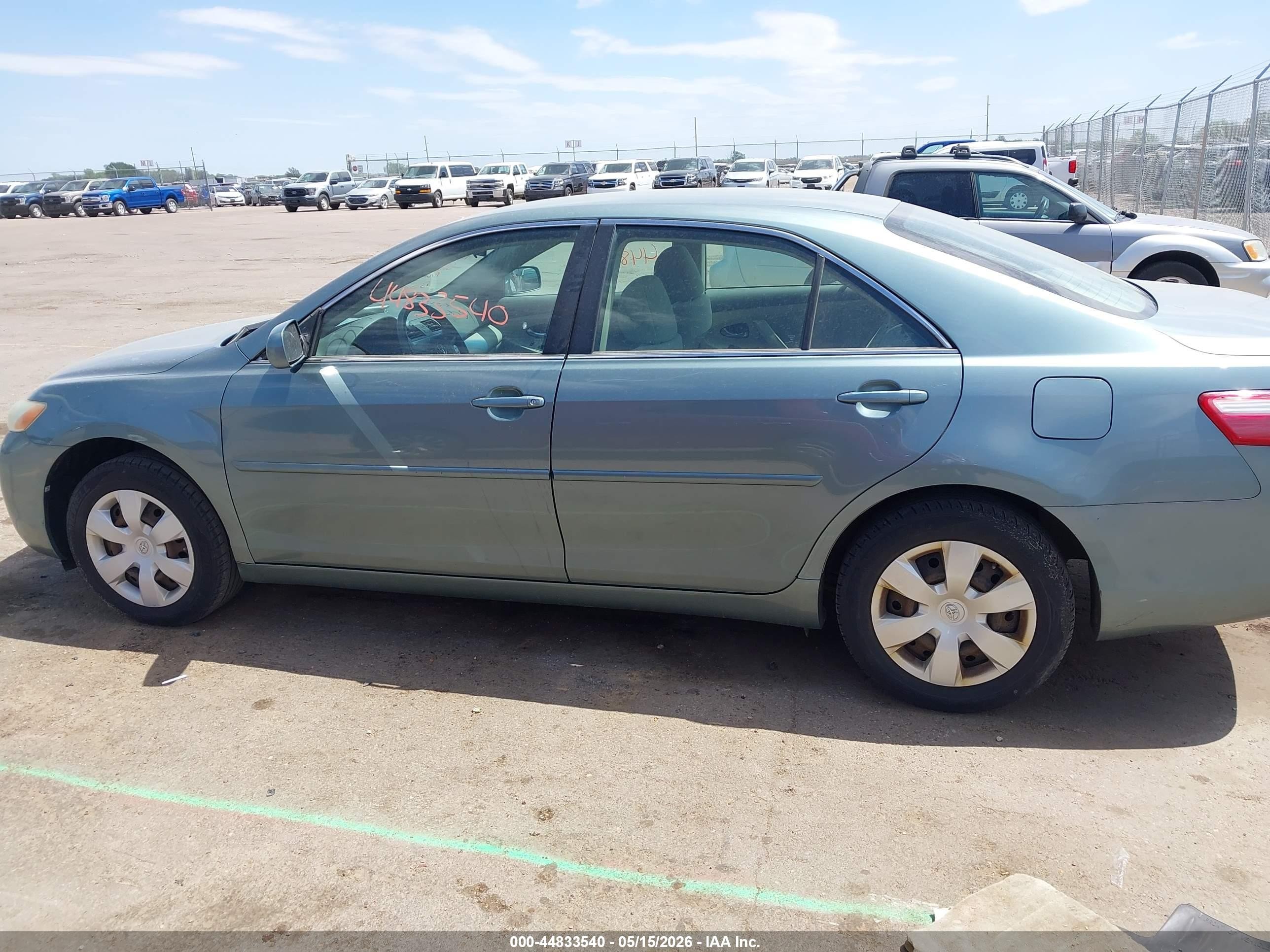 2007 Toyota Camry Le Blue vin: 4T1BE46KX7U672706