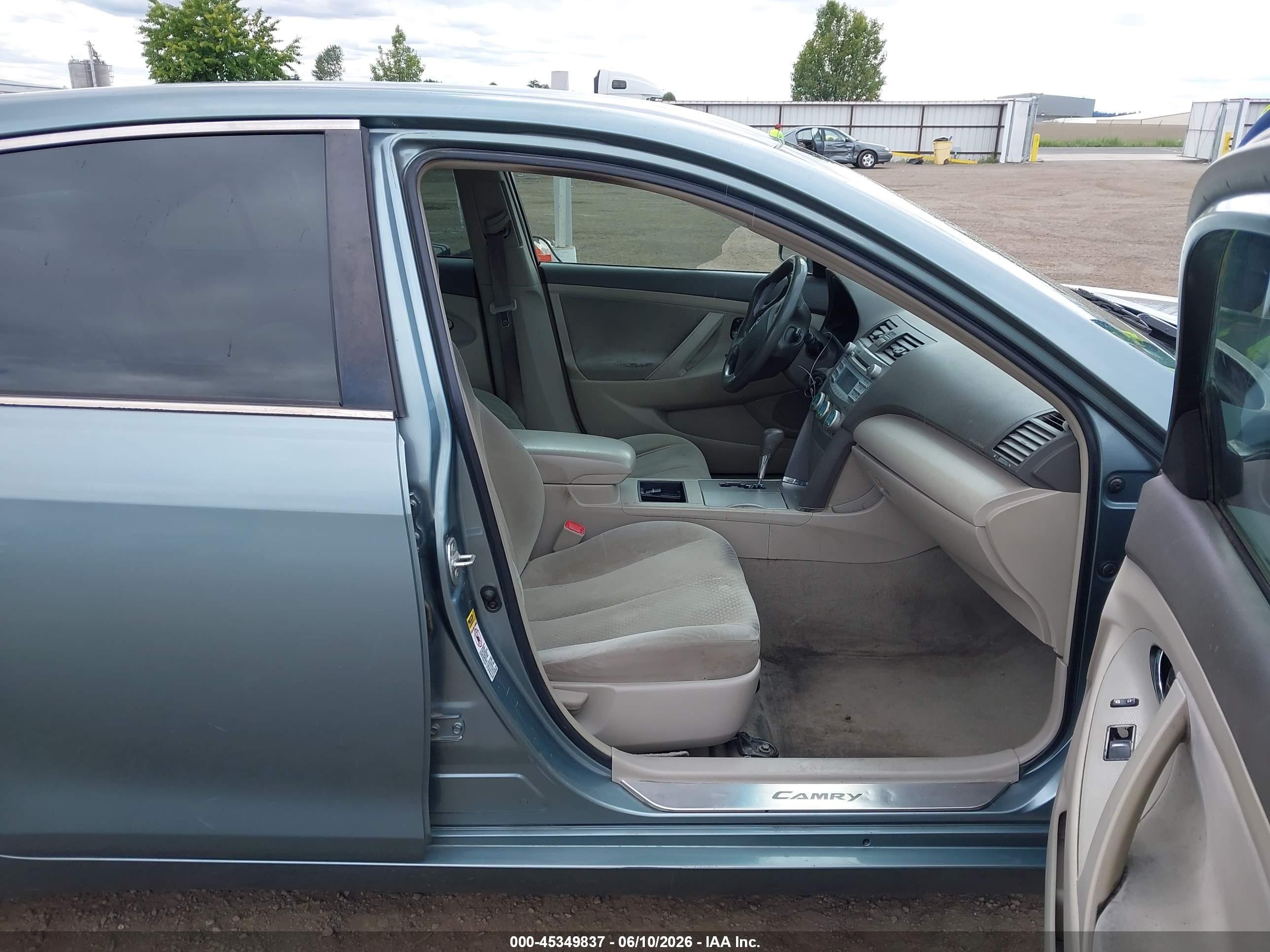 2007 Toyota Camry Le Green vin: 4T1BE46KX7U681258