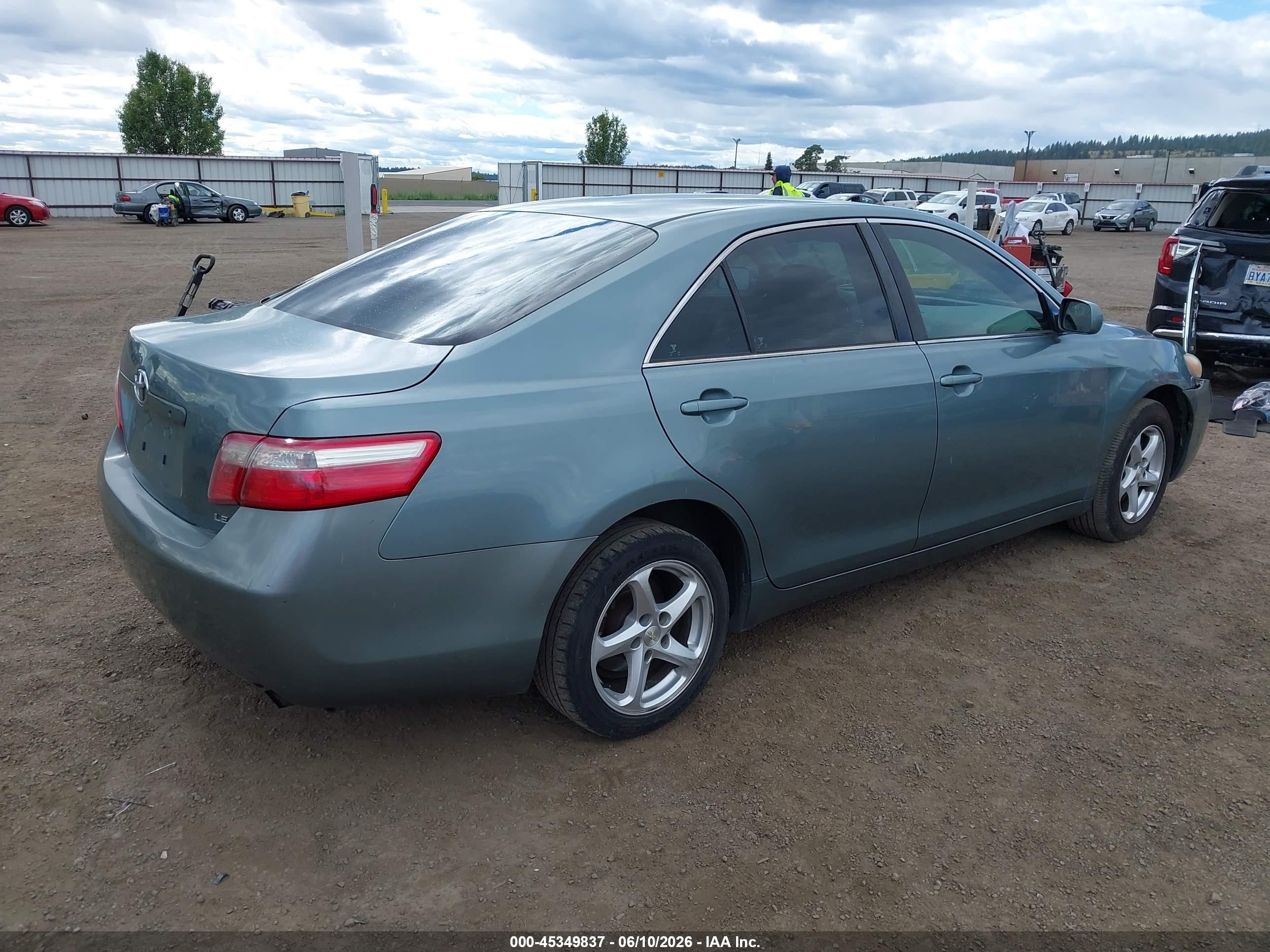 2007 Toyota Camry Le Green vin: 4T1BE46KX7U681258