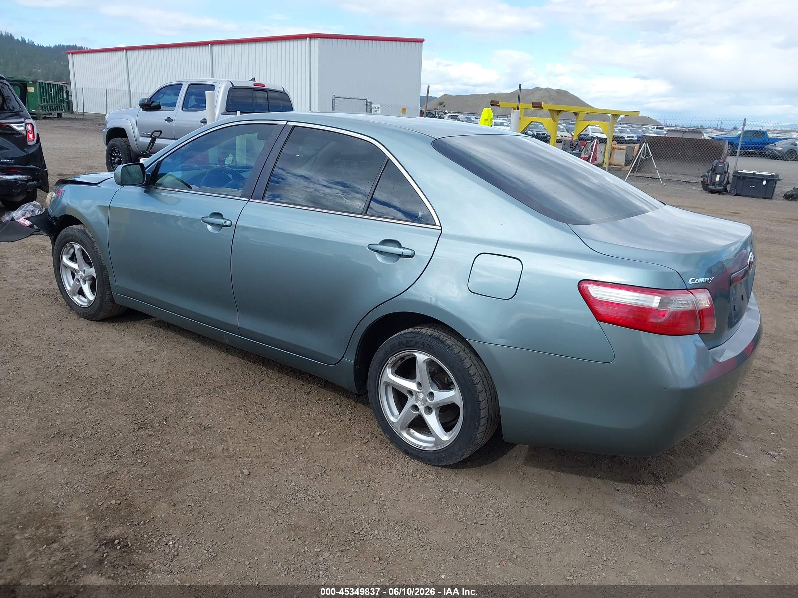 2007 Toyota Camry Le Green vin: 4T1BE46KX7U681258