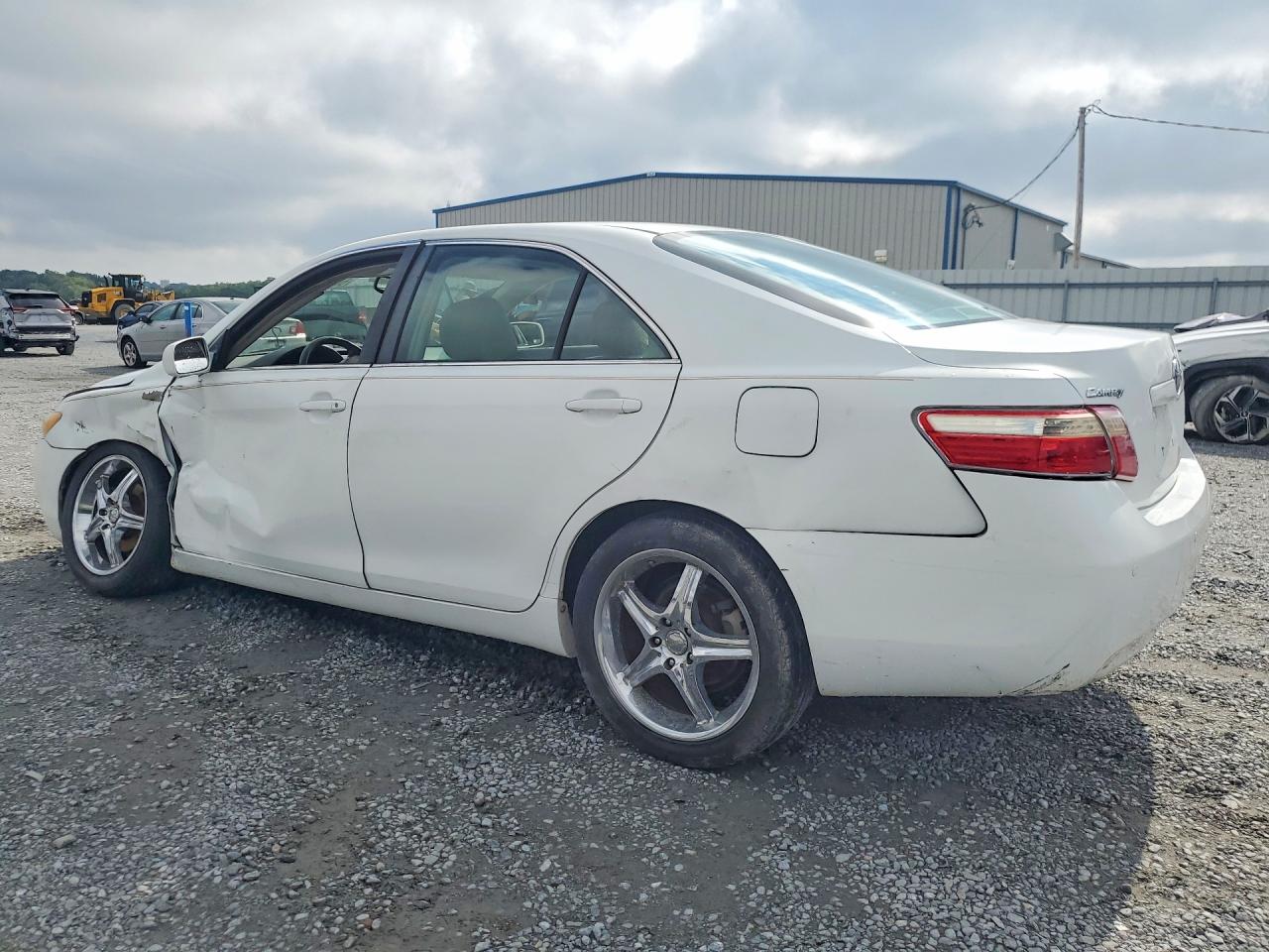 2007 Toyota Camry Le White vin: 4T1BE46KX7U681518