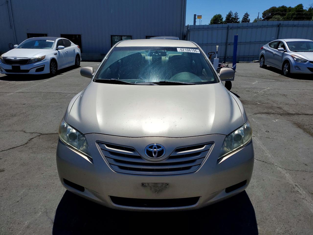 2007 Toyota Camry Ce Золотой vin: 4T1BE46KX7U708233