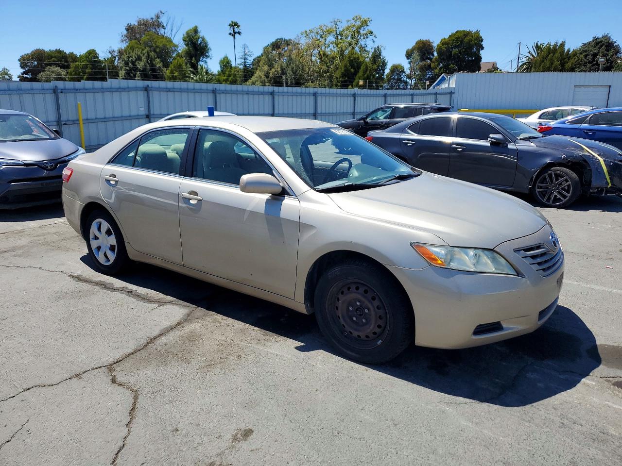 2007 Toyota Camry Ce Золотой vin: 4T1BE46KX7U708233
