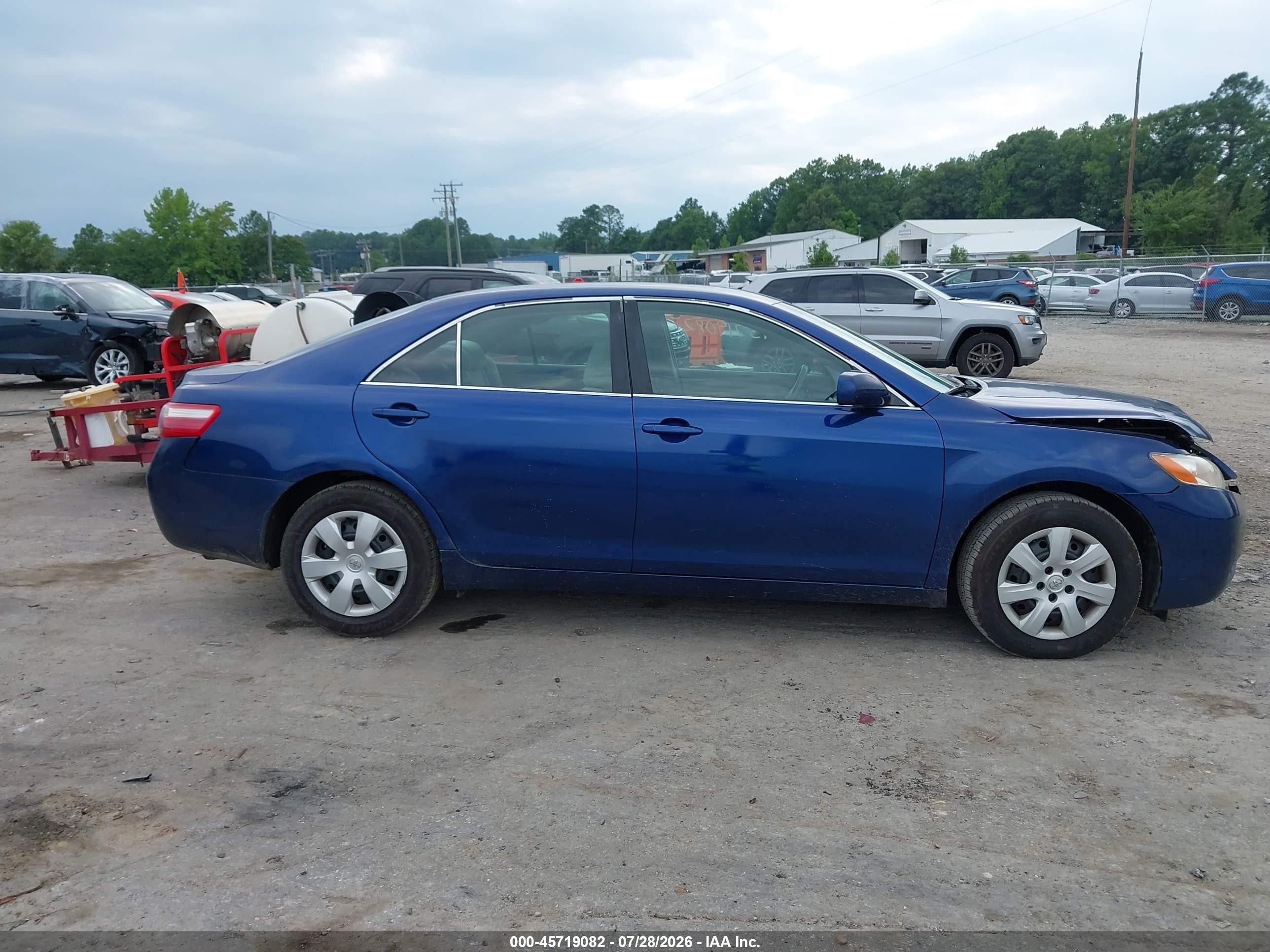 2008 Toyota Camry Le Blue vin: 4T1BE46KX8U202144