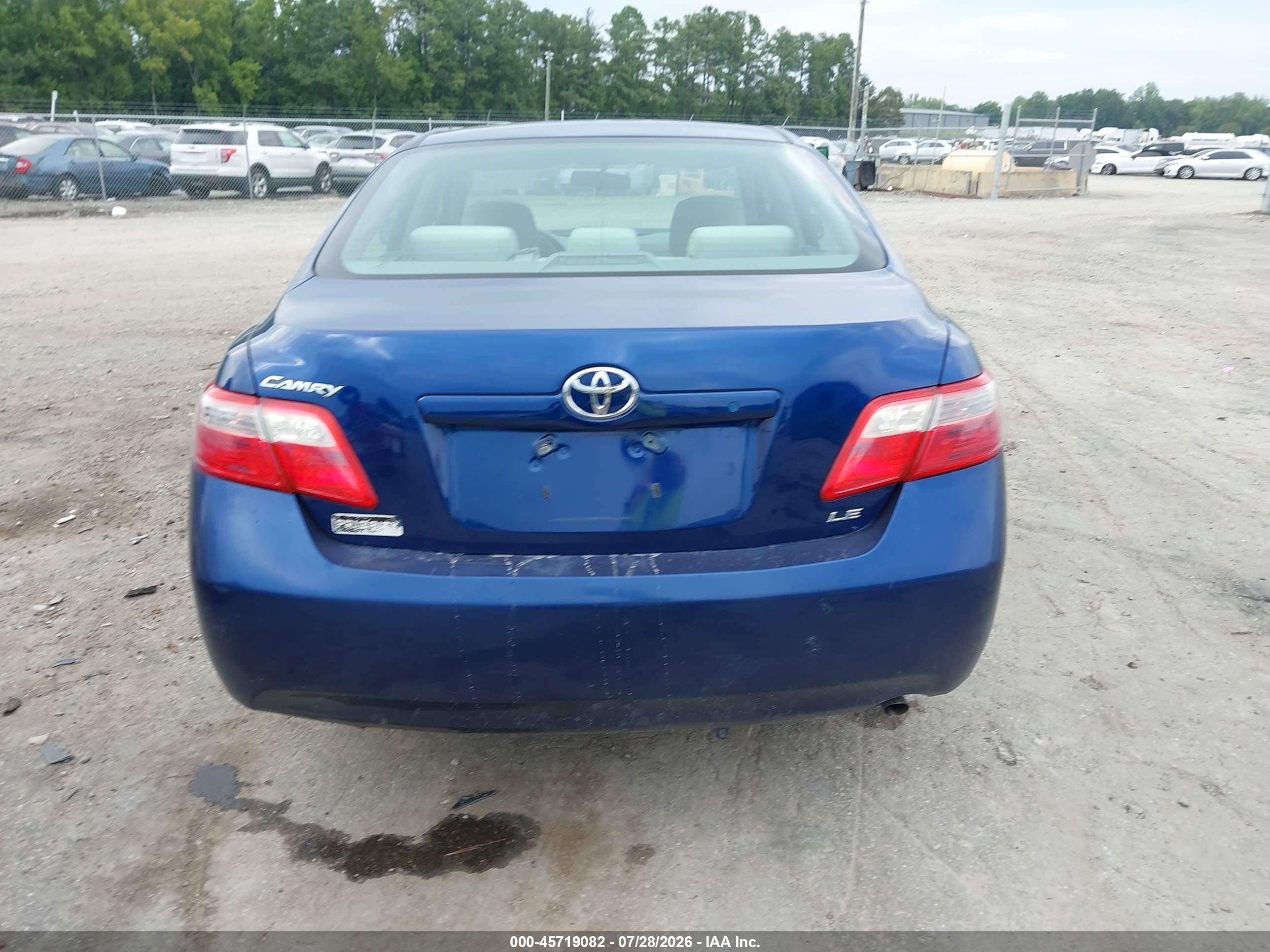 2008 Toyota Camry Le Blue vin: 4T1BE46KX8U202144