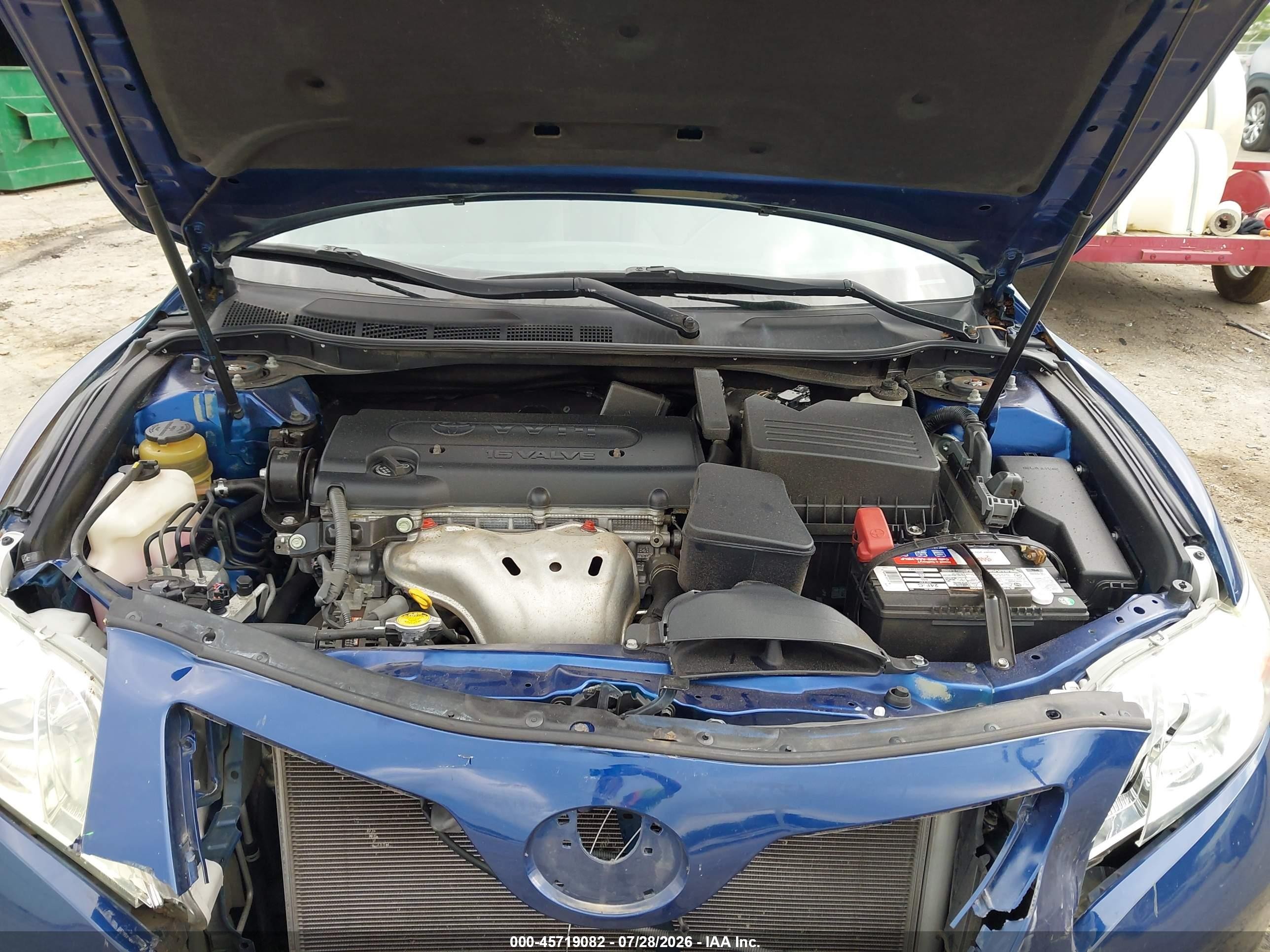 2008 Toyota Camry Le Blue vin: 4T1BE46KX8U202144