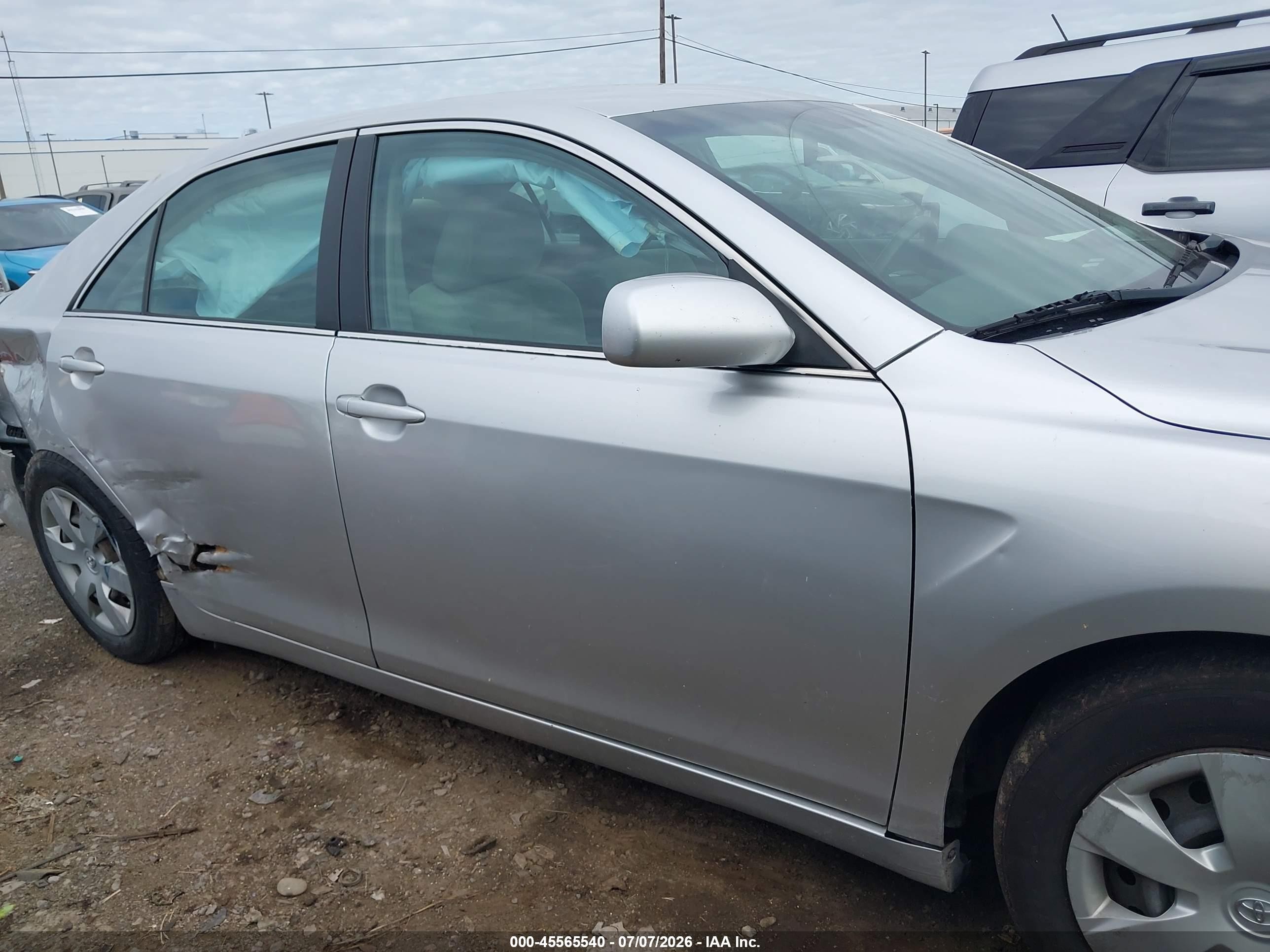 2008 Toyota Camry Le Silver vin: 4T1BE46KX8U210146