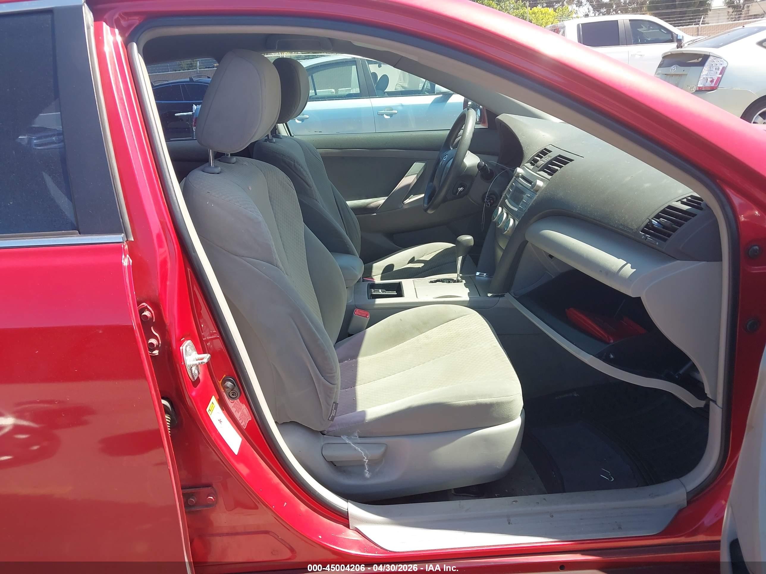 2008 Toyota Camry Le/se/xle Red vin: 4T1BE46KX8U225925