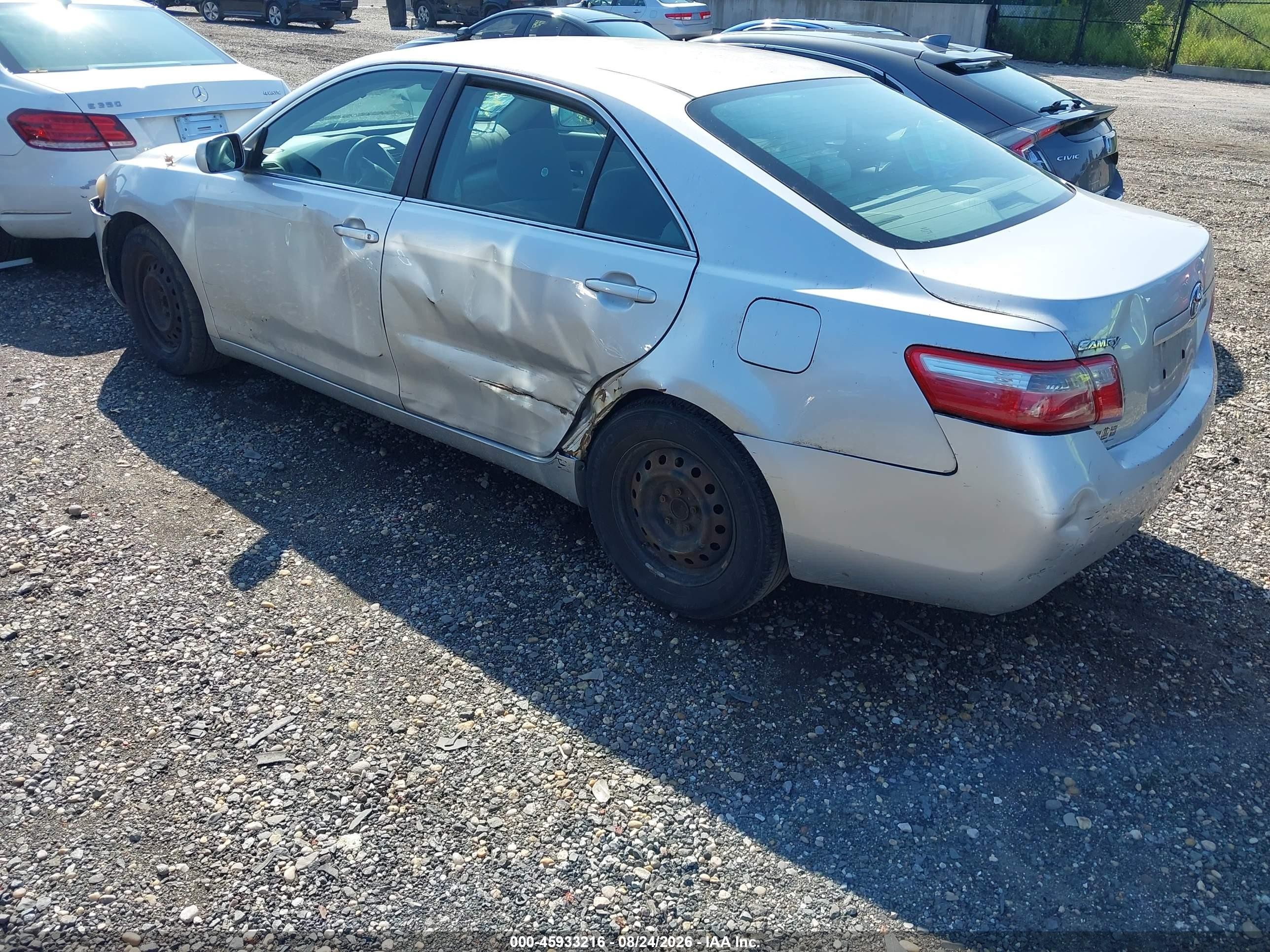 2008 Toyota Camry Le Silver vin: 4T1BE46KX8U229716