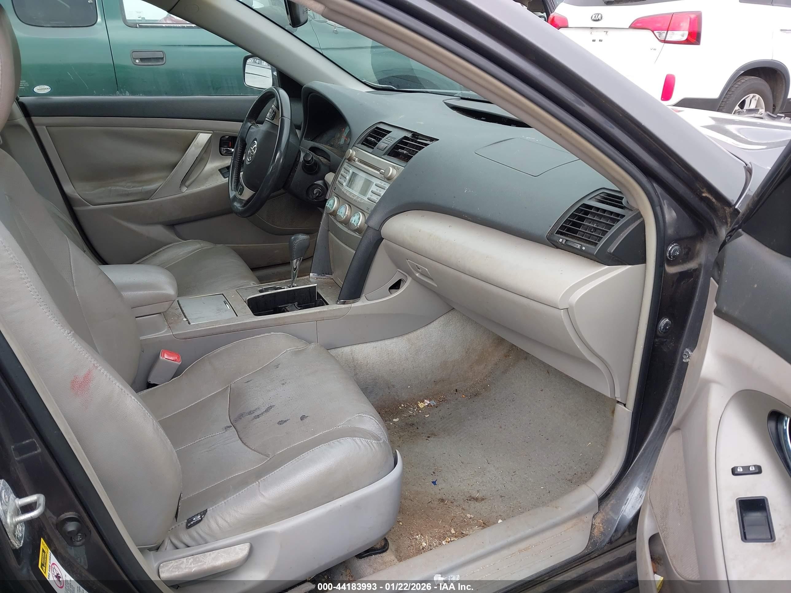 2008 Toyota Camry Se Gray vin: 4T1BE46KX8U237430