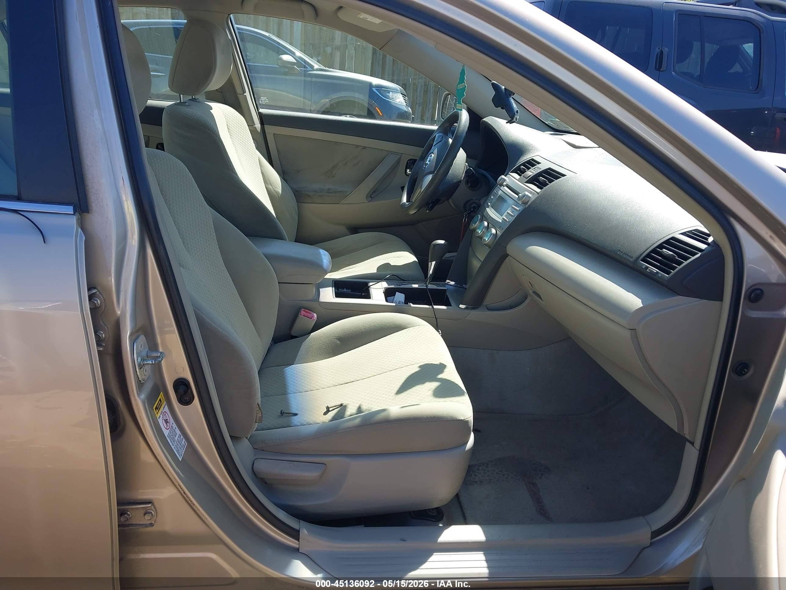 2008 Toyota Camry Le Бежевый vin: 4T1BE46KX8U245527