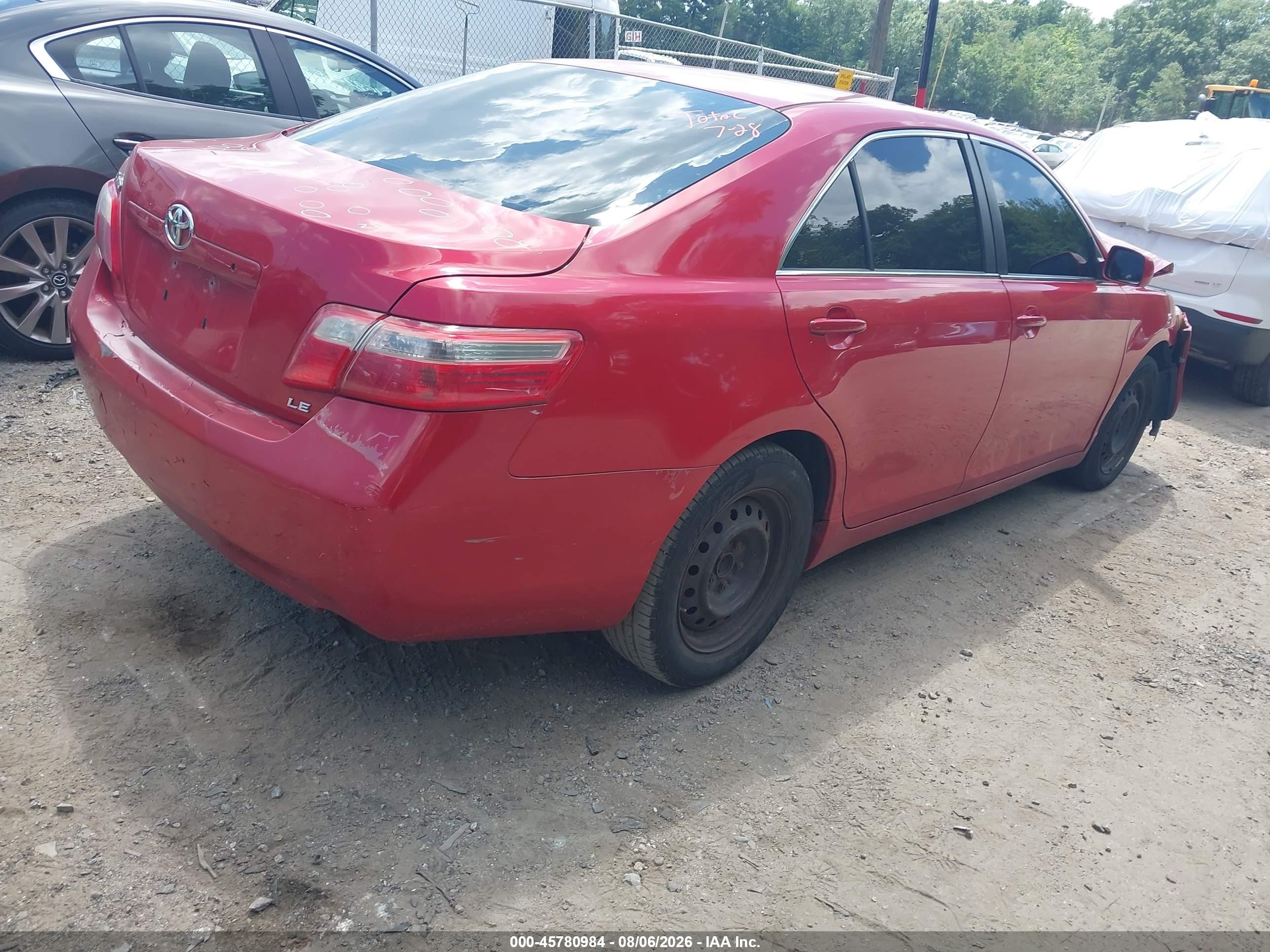 2008 Toyota Camry Le Red vin: 4T1BE46KX8U249044