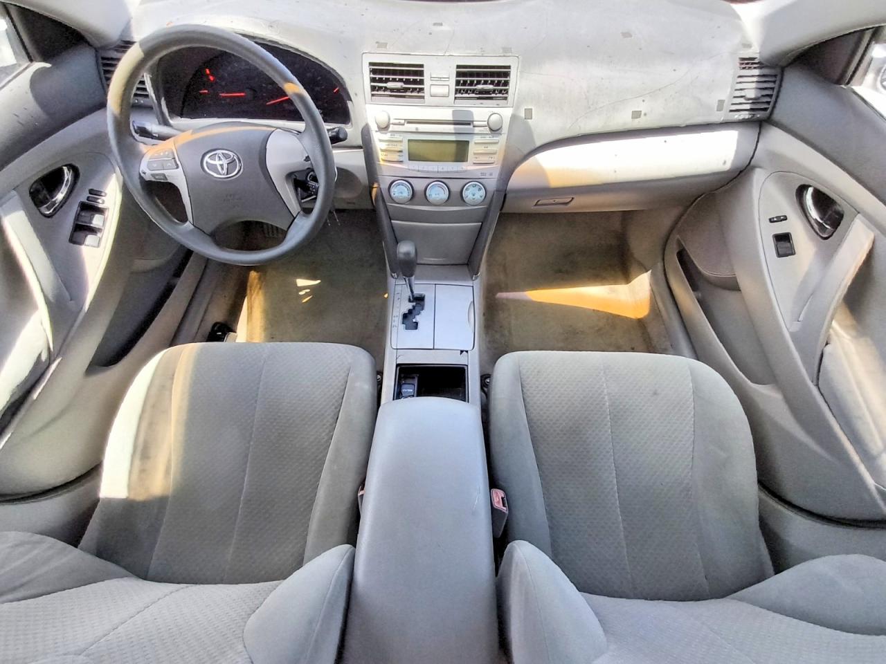 2008 Toyota Camry Le Серебряный vin: 4T1BE46KX8U256351