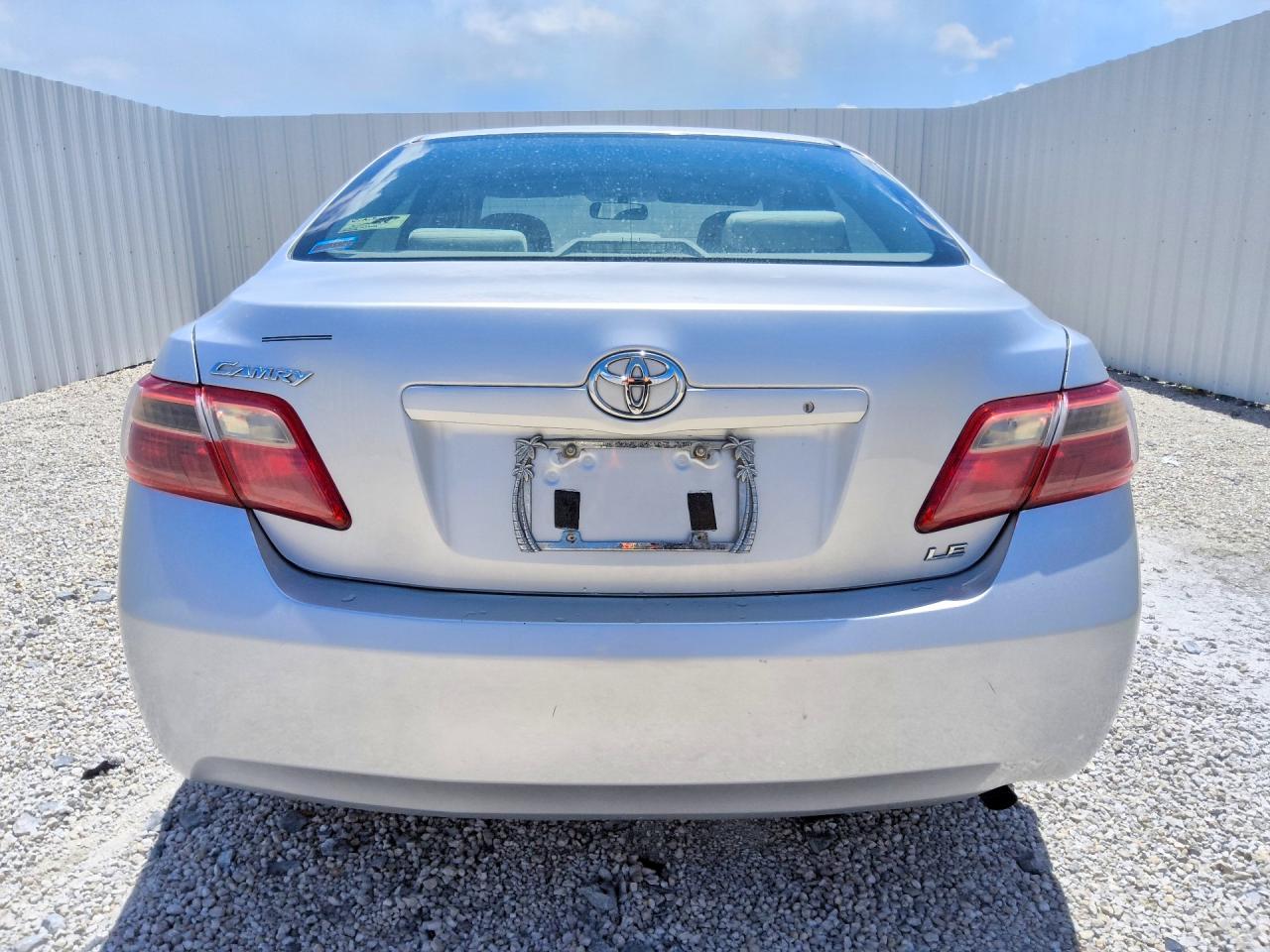 2008 Toyota Camry Le Серебряный vin: 4T1BE46KX8U256351
