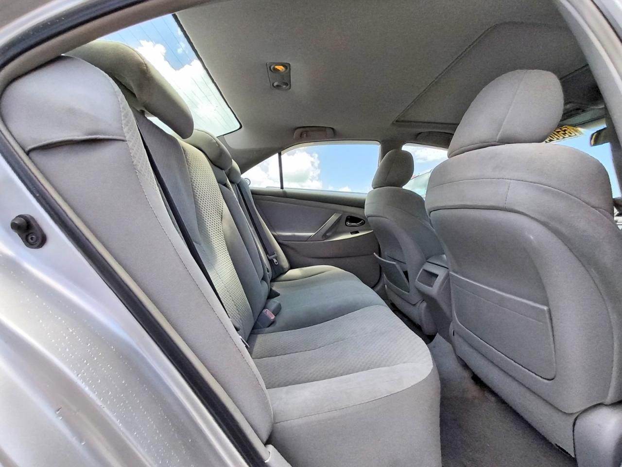 2008 Toyota Camry Le Серебряный vin: 4T1BE46KX8U256351