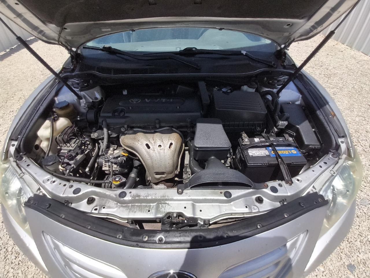 2008 Toyota Camry Le Серебряный vin: 4T1BE46KX8U256351 Damage: Left Head Lamp, Faded, Repair Required