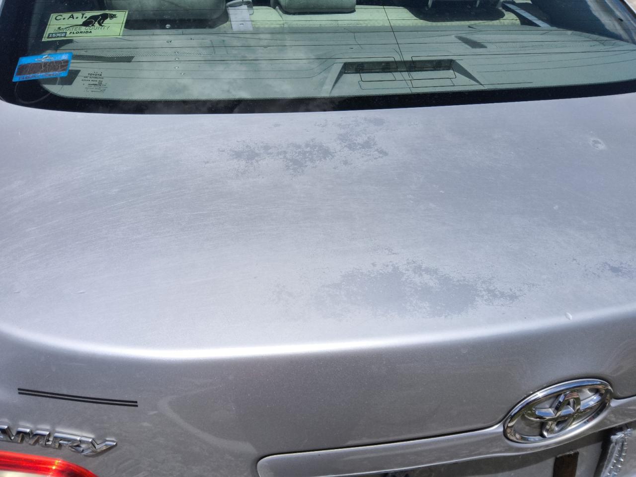 2008 Toyota Camry Le Серебряный vin: 4T1BE46KX8U256351 Damage: Deck Lid, Peeling, > 12 Inches