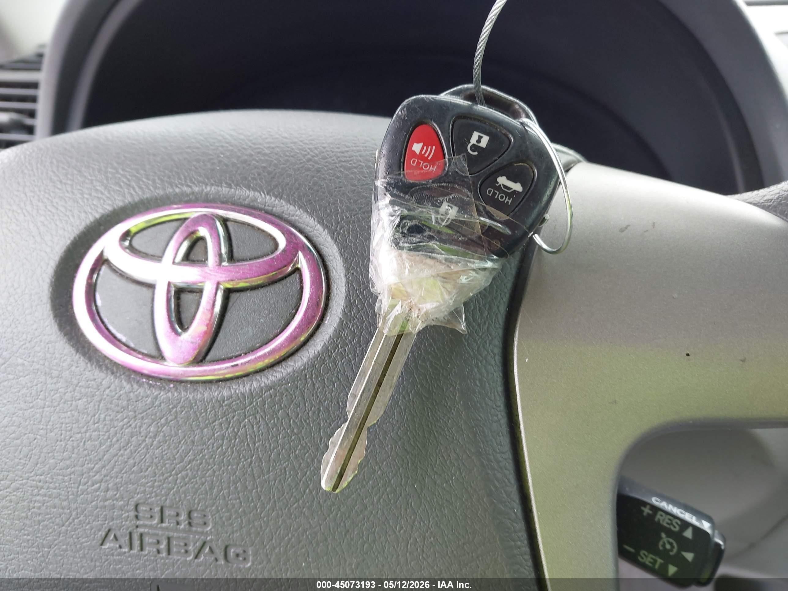 2008 Toyota Camry Le/se/xle White vin: 4T1BE46KX8U738396