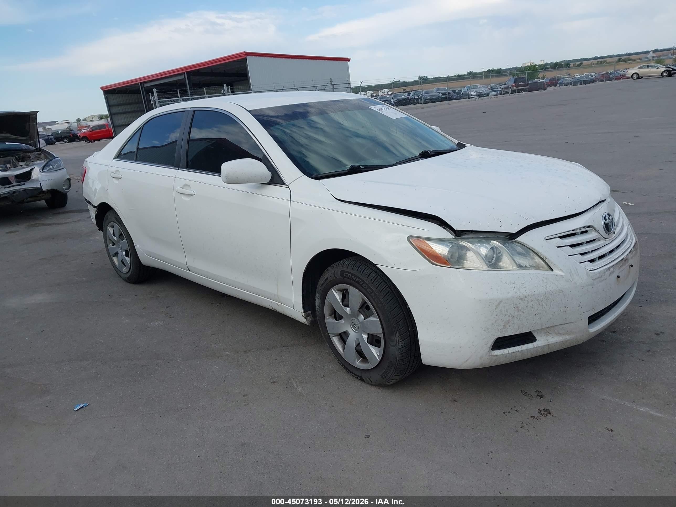 2008 Toyota Camry Le/se/xle White vin: 4T1BE46KX8U738396