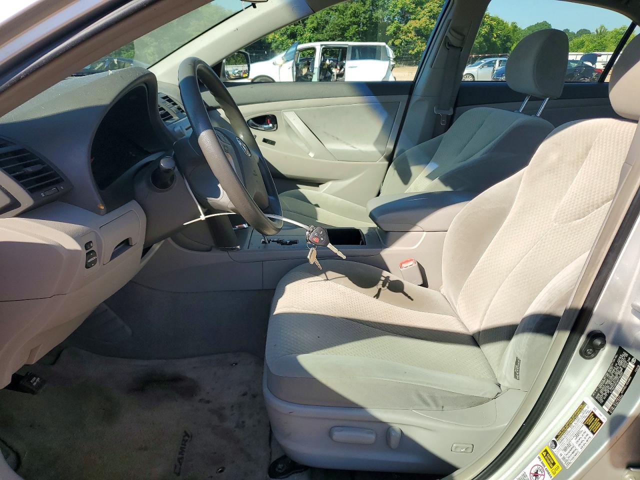 2008 Toyota Camry Silver vin: 4T1BE46KX8U746997