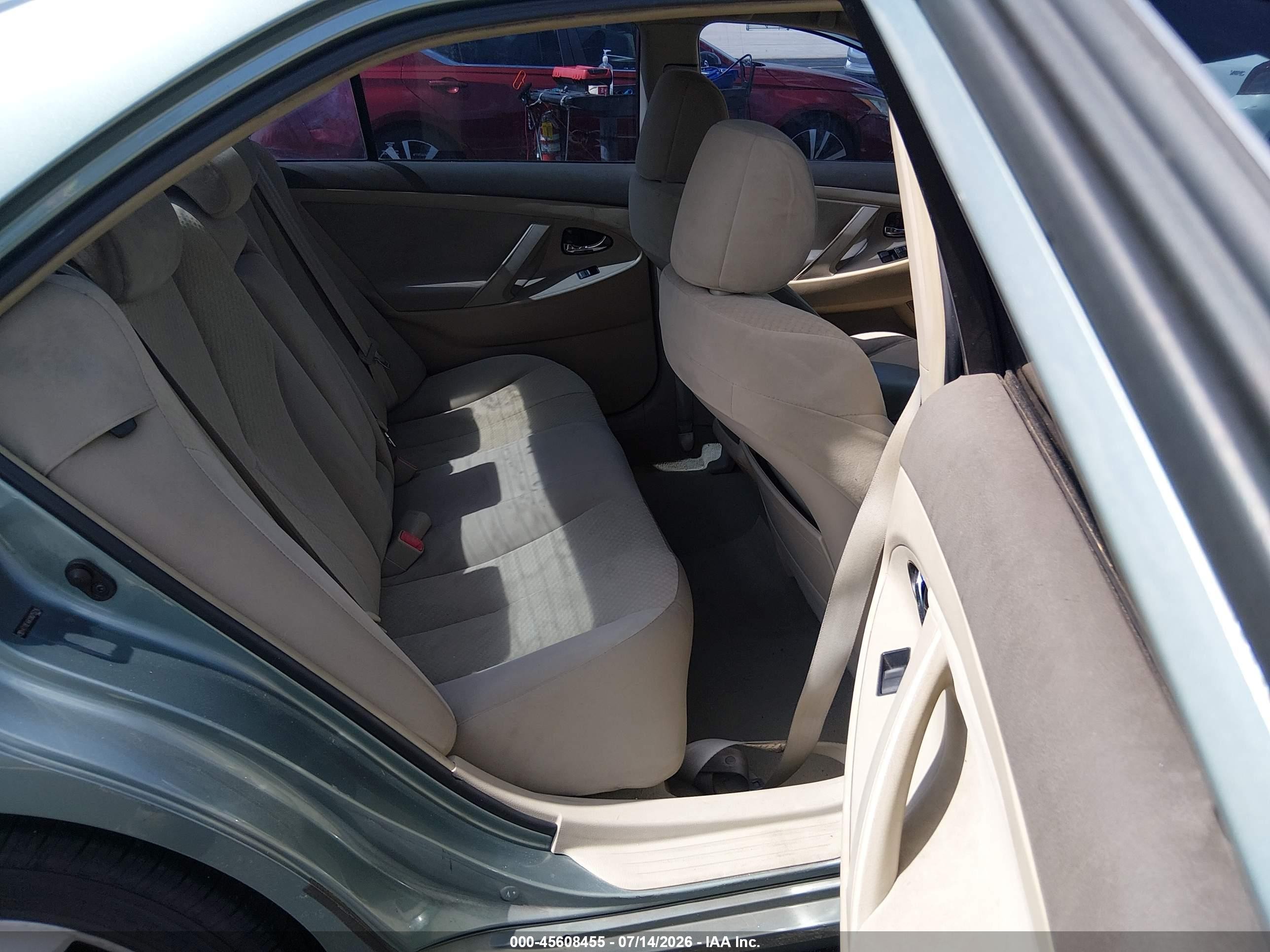 2008 Toyota Camry Le Gray vin: 4T1BE46KX8U755716