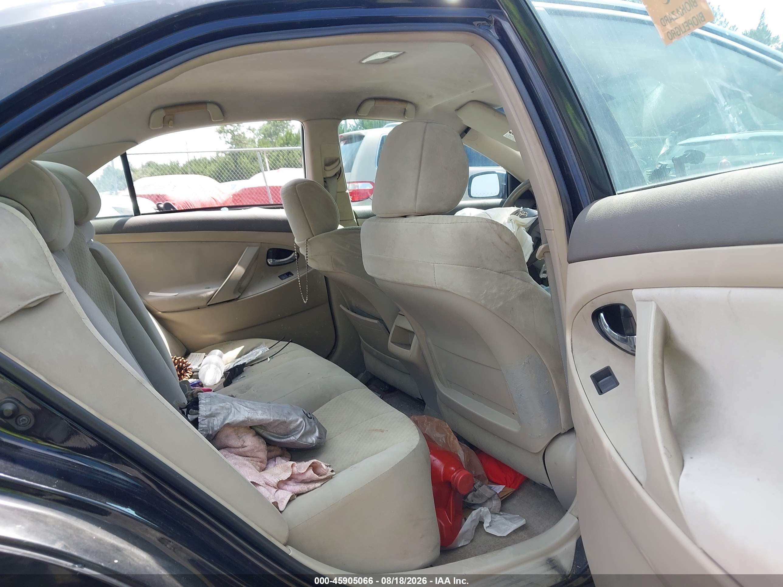 2008 Toyota Camry   Черный vin: 4T1BE46KX8U756557