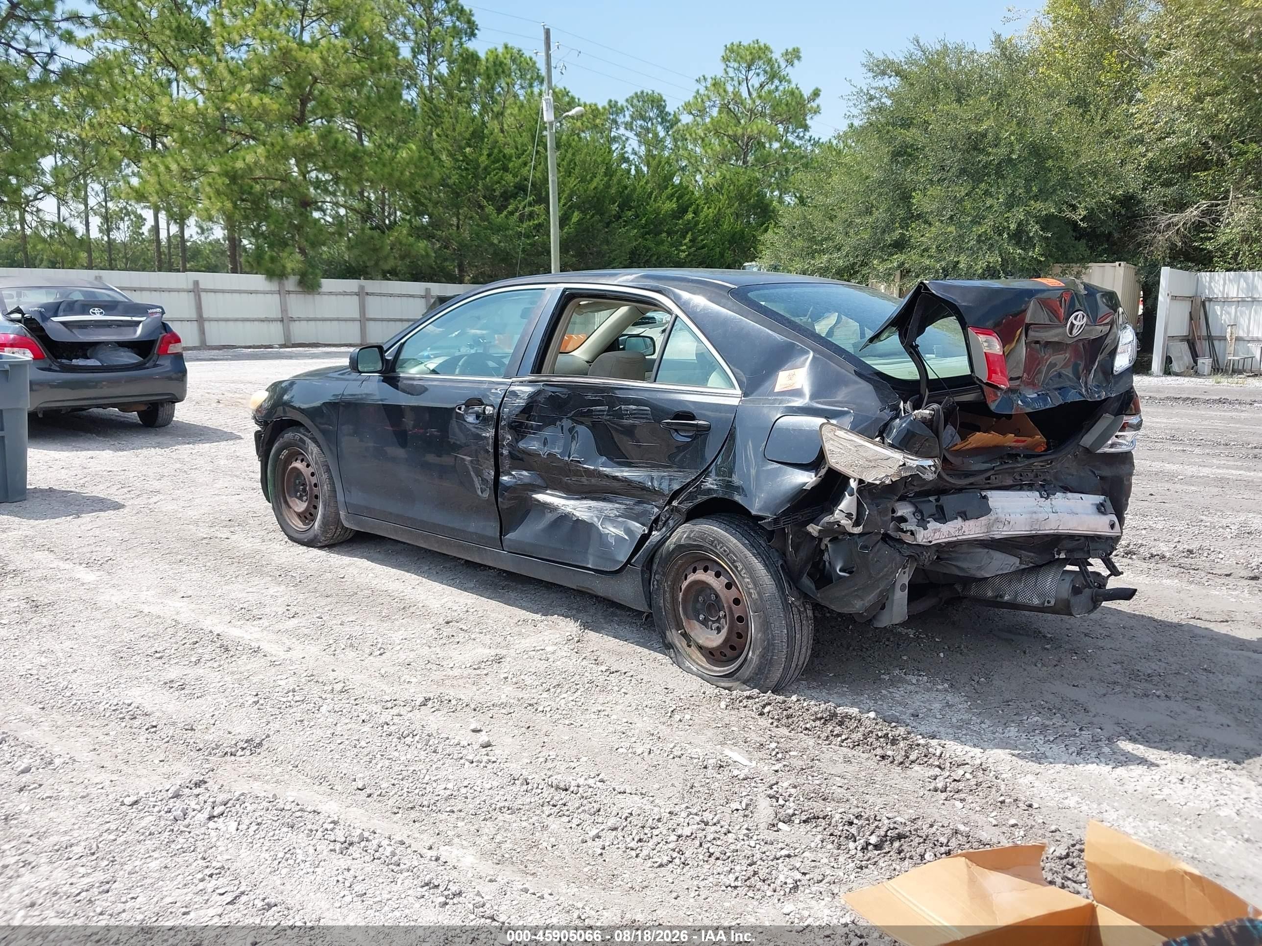 2008 Toyota Camry   Черный vin: 4T1BE46KX8U756557