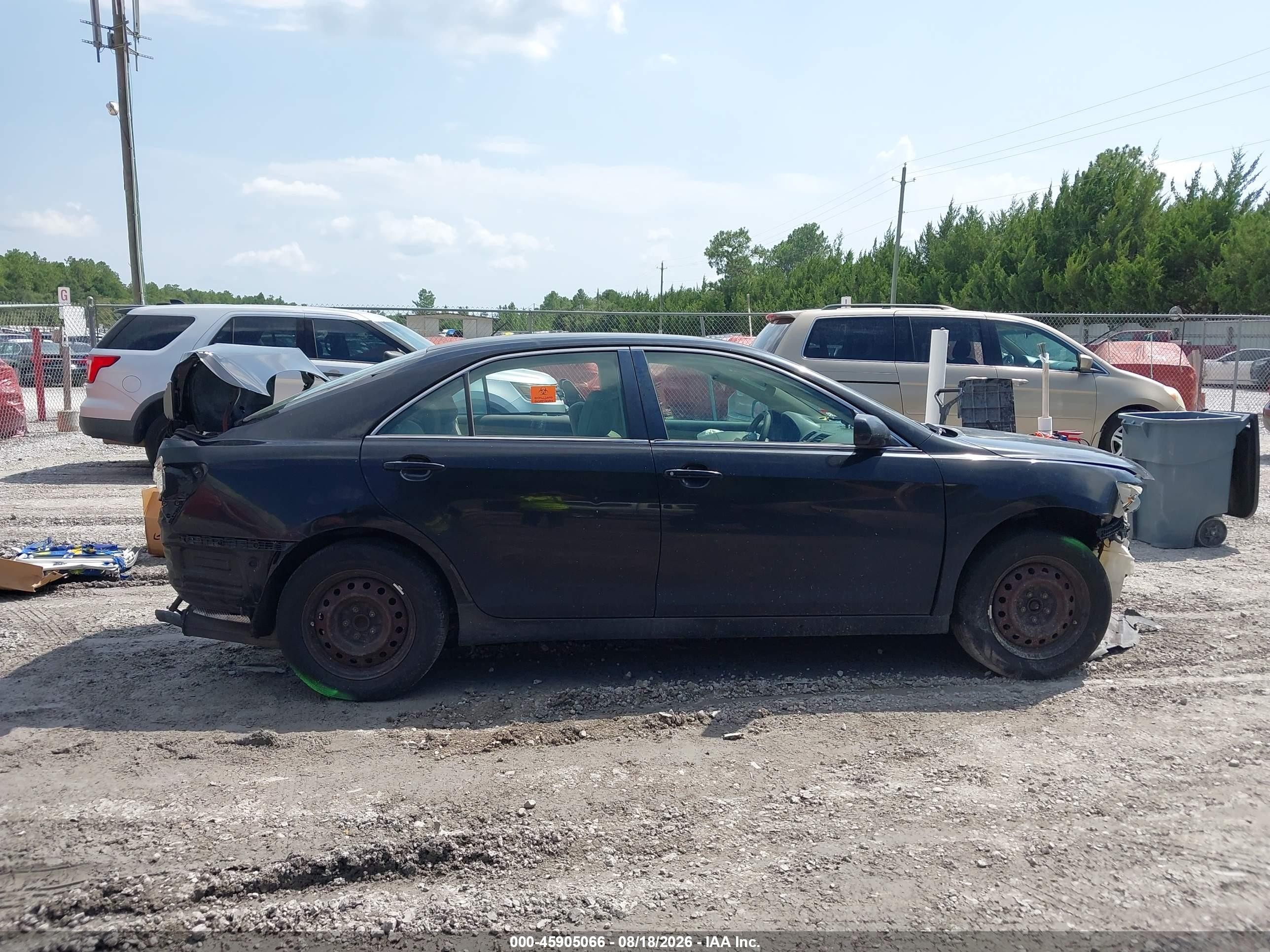 2008 Toyota Camry   Черный vin: 4T1BE46KX8U756557
