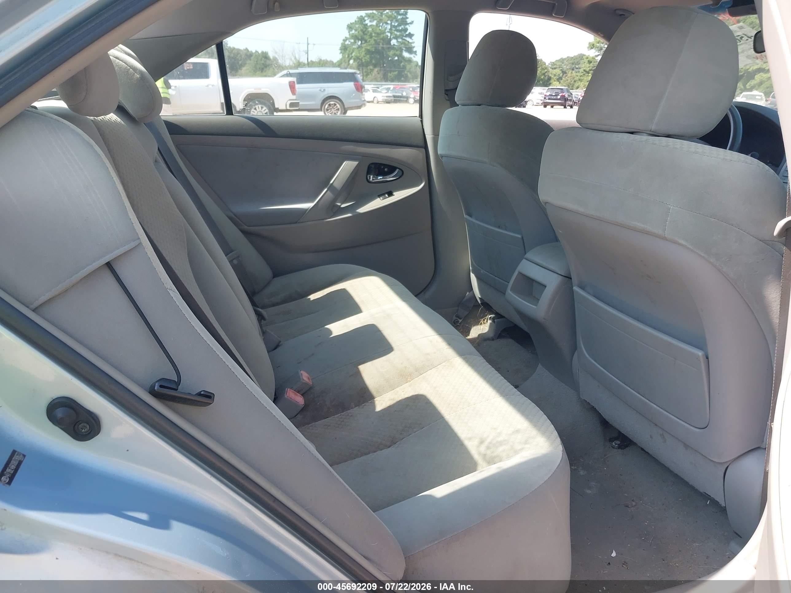 2008 Toyota Camry Le Blue vin: 4T1BE46KX8U780633