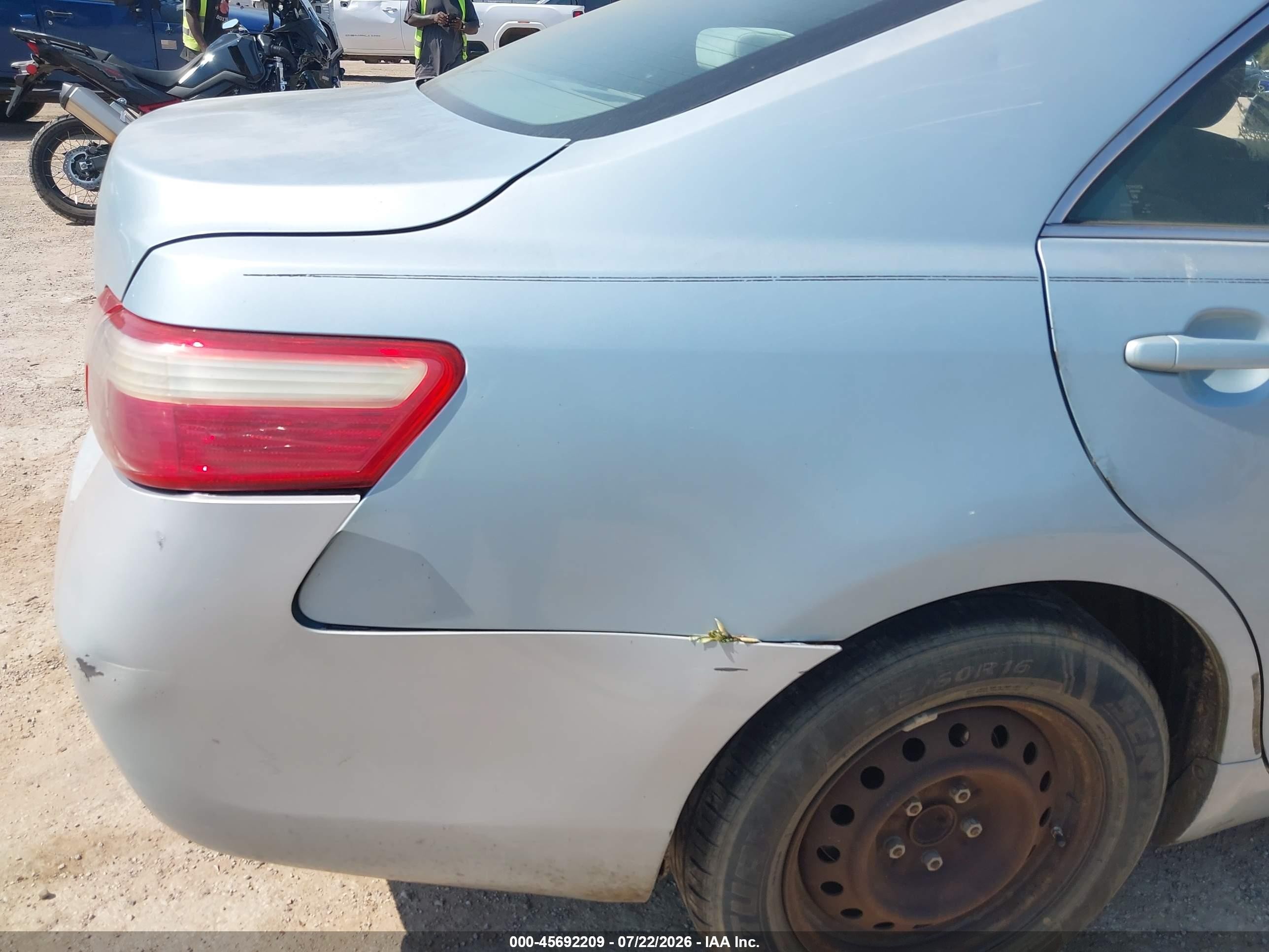 2008 Toyota Camry Le Blue vin: 4T1BE46KX8U780633