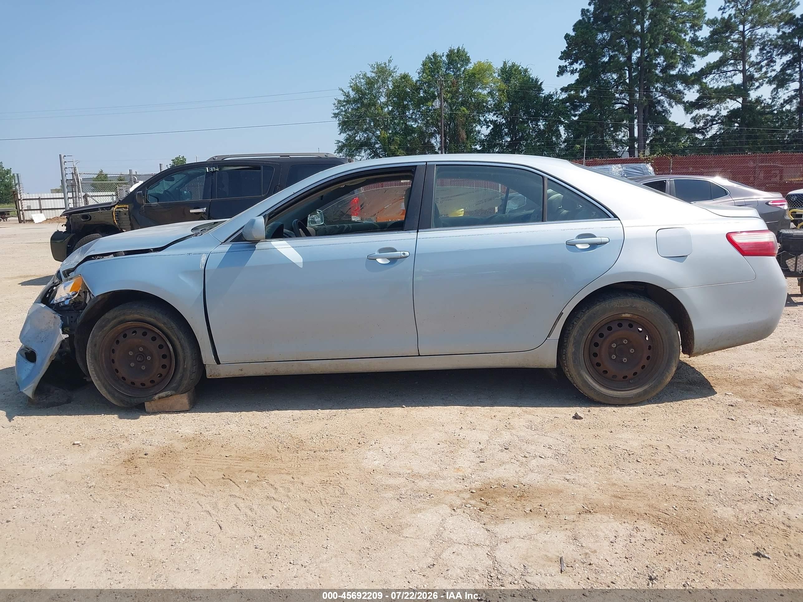 2008 Toyota Camry Le Blue vin: 4T1BE46KX8U780633