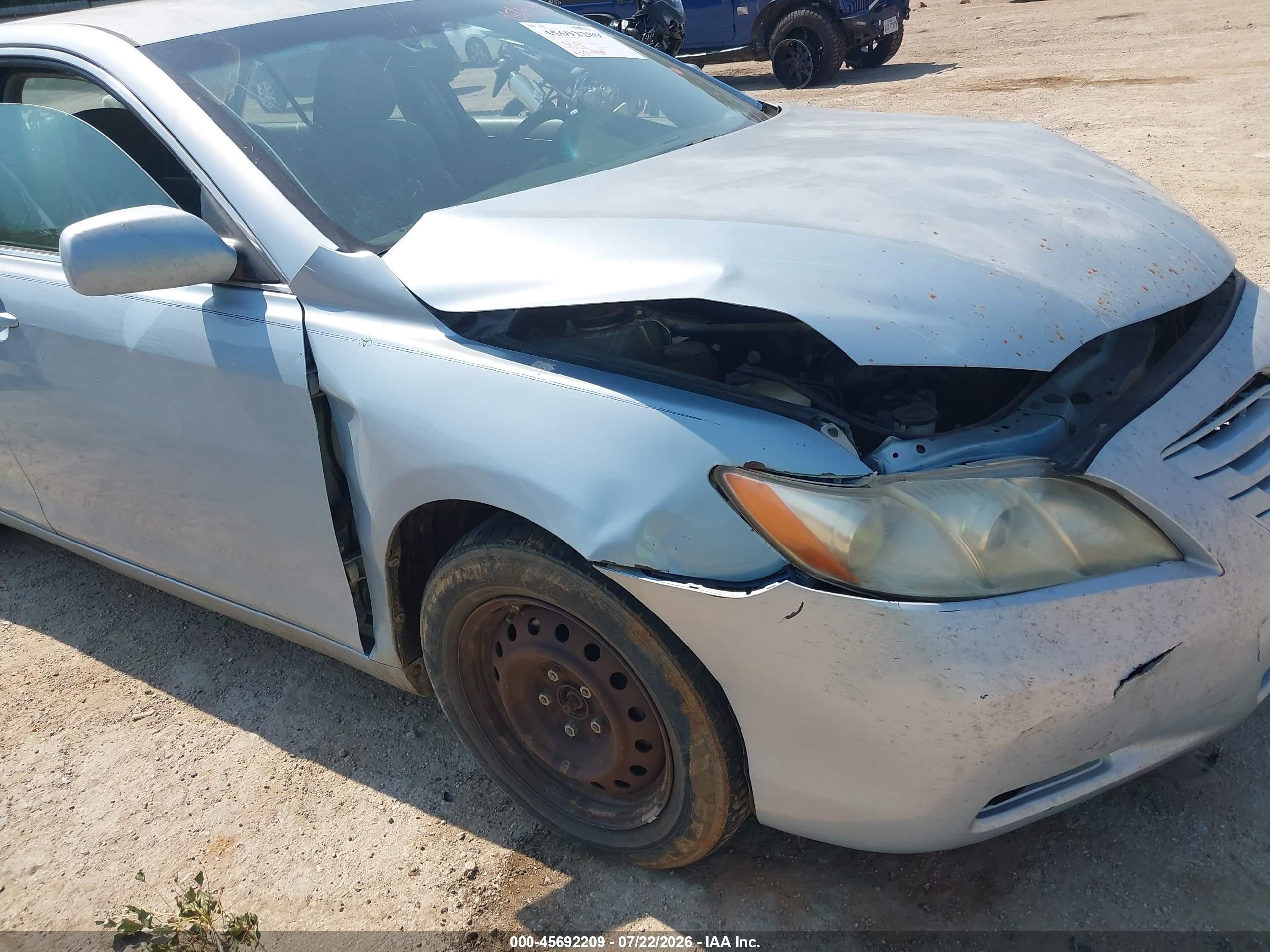 2008 Toyota Camry Le Blue vin: 4T1BE46KX8U780633