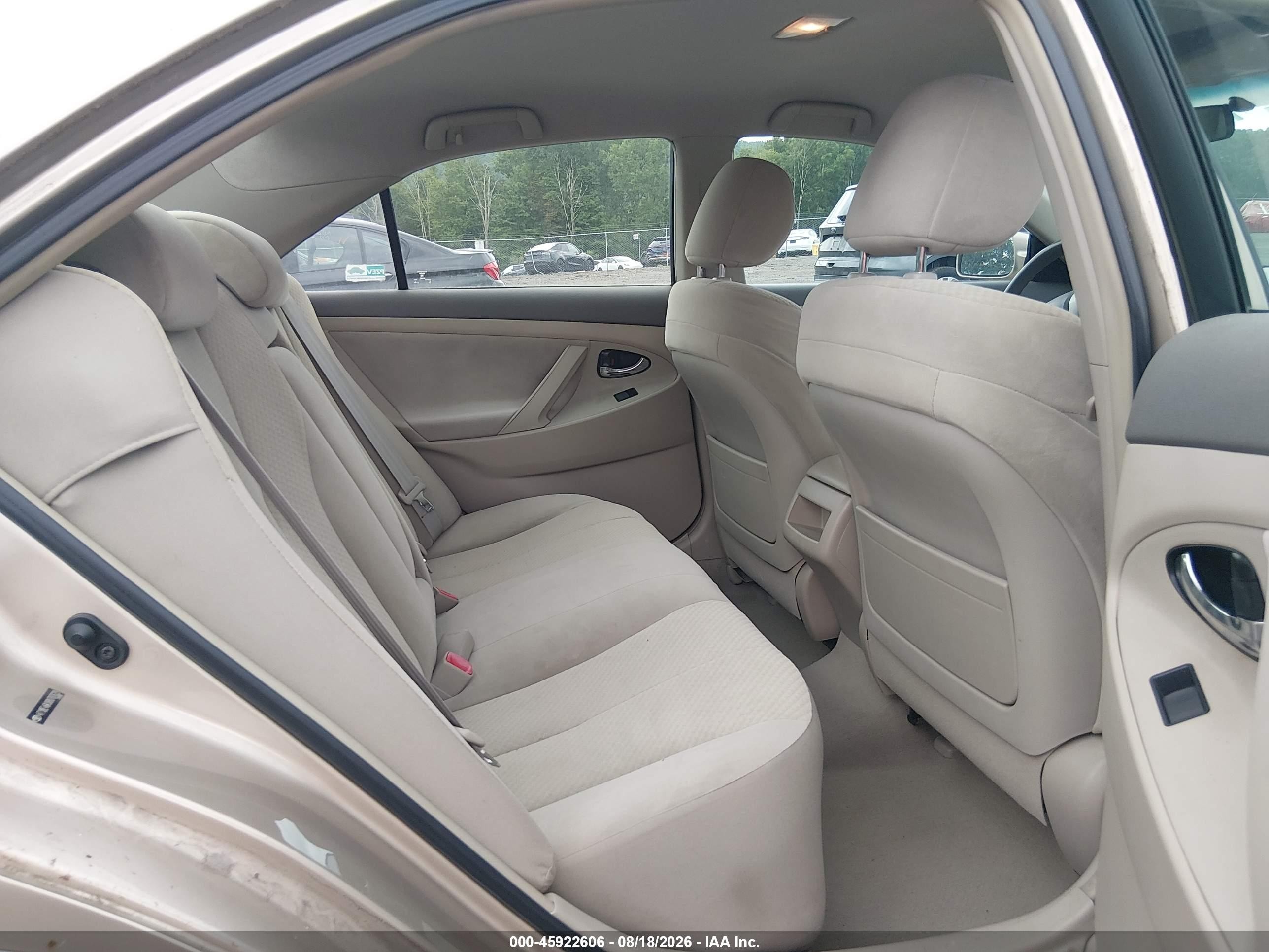 2008 Toyota Camry Le Tan vin: 4T1BE46KX8U787629