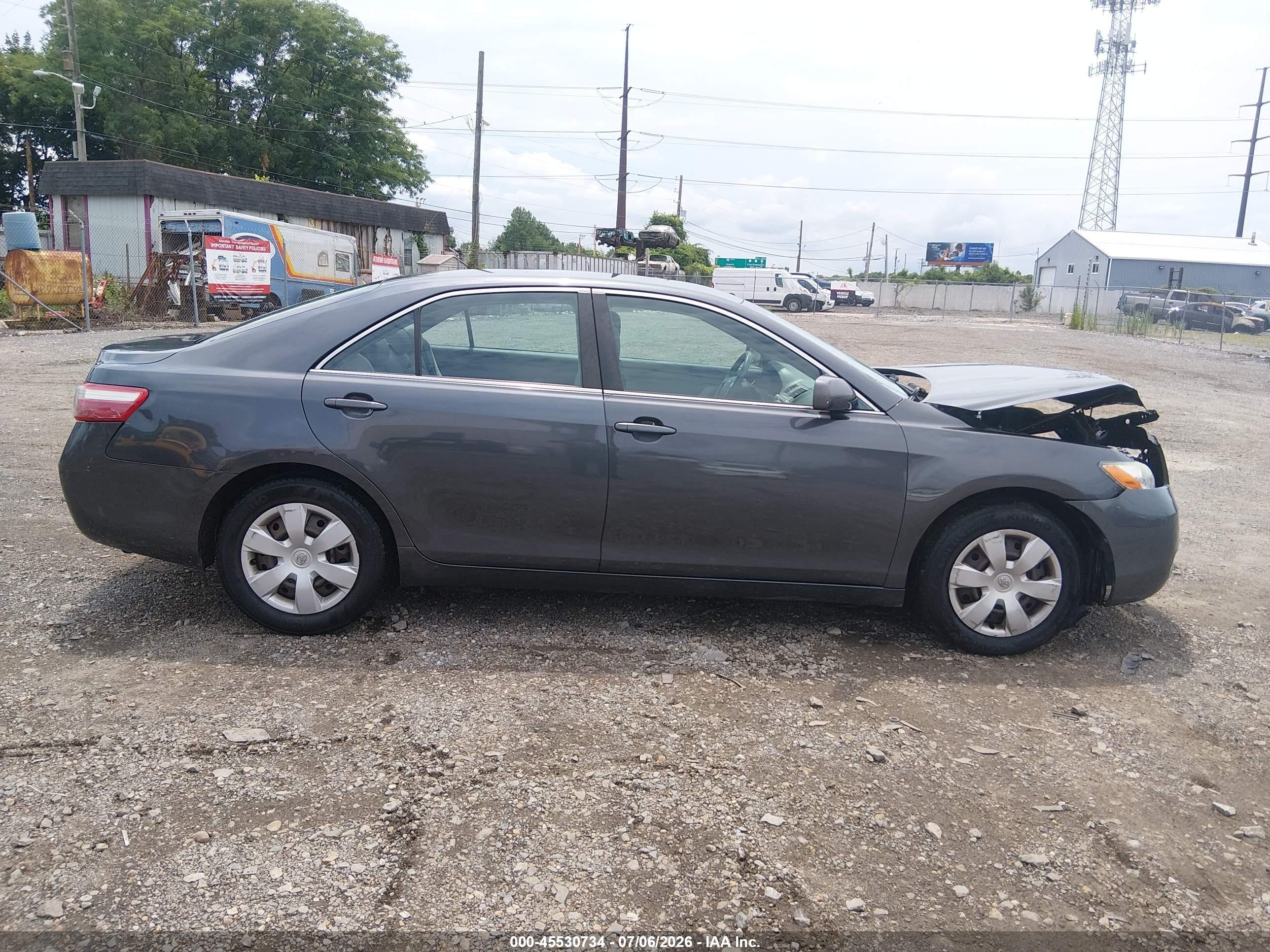 2009 Toyota Camry Le Gray vin: 4T1BE46KX9U266573