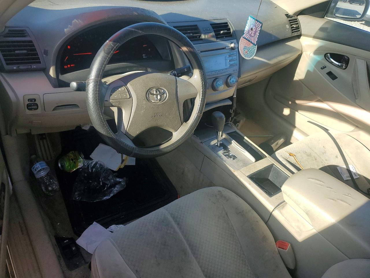 2009 Toyota Camry Le Золотой vin: 4T1BE46KX9U303234