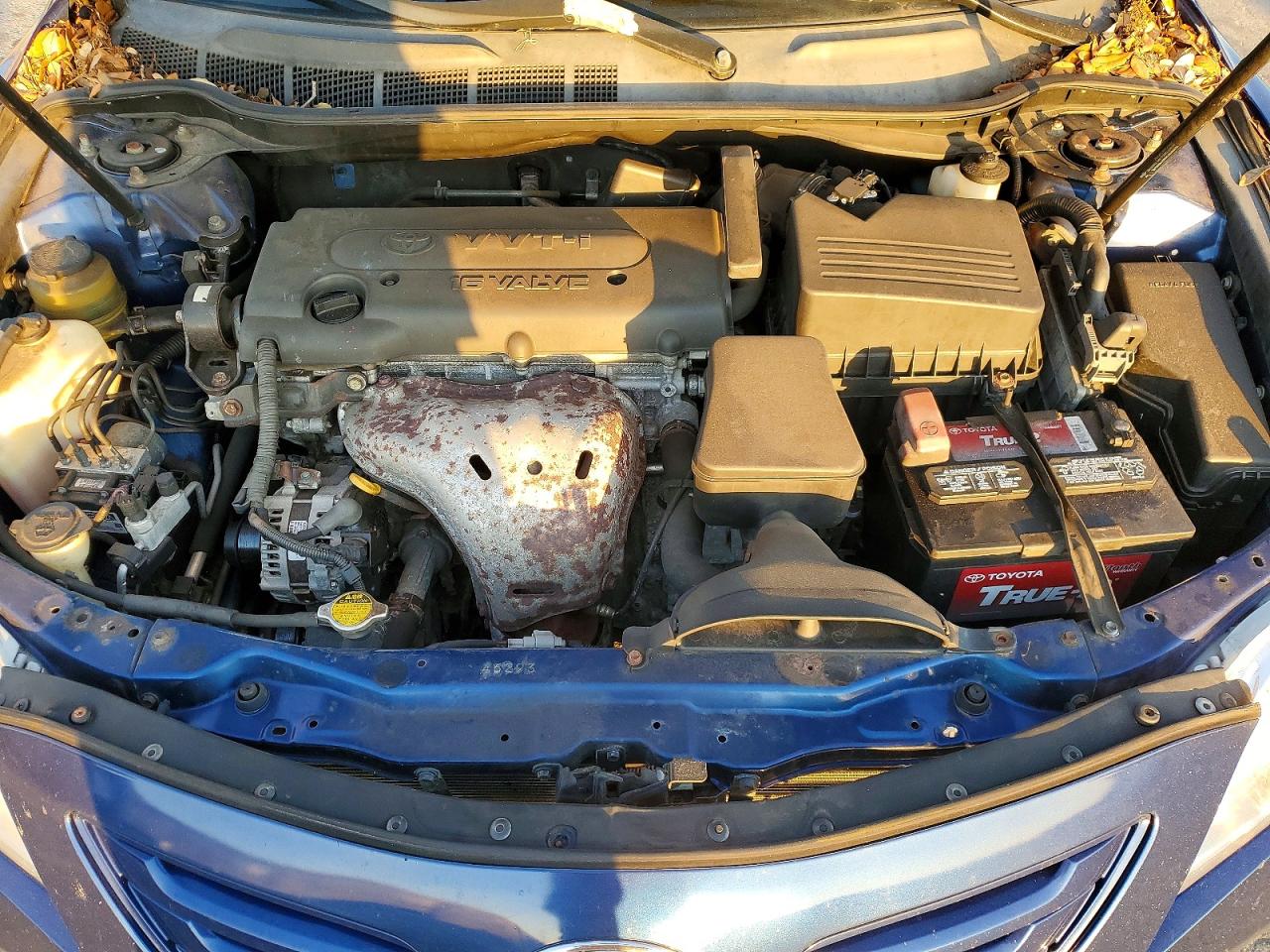 2009 Toyota Camry Le Blue vin: 4T1BE46KX9U322303
