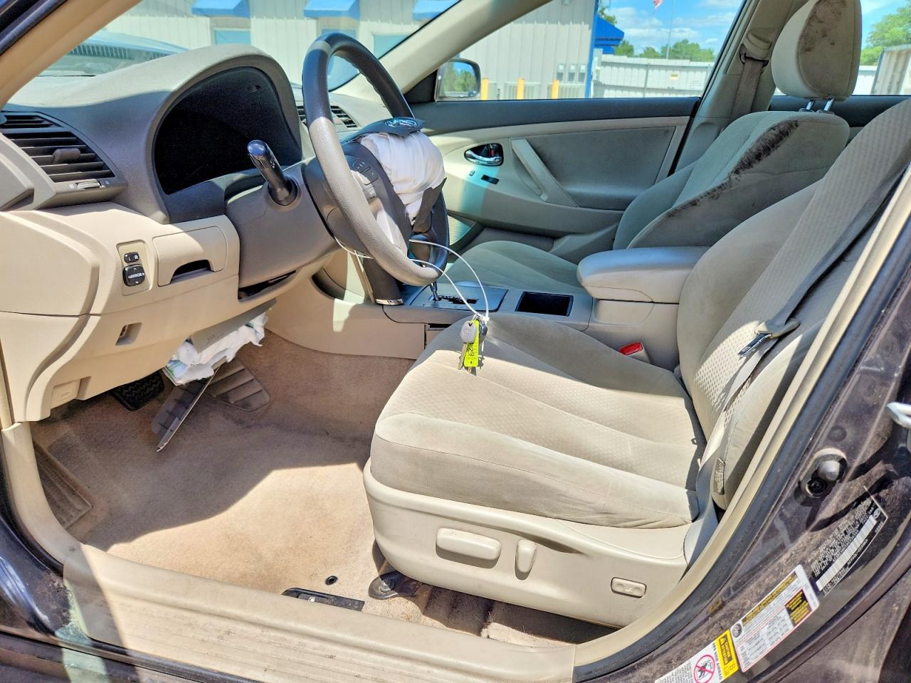 2009 Toyota Camry Le Gray vin: 4T1BE46KX9U330398
