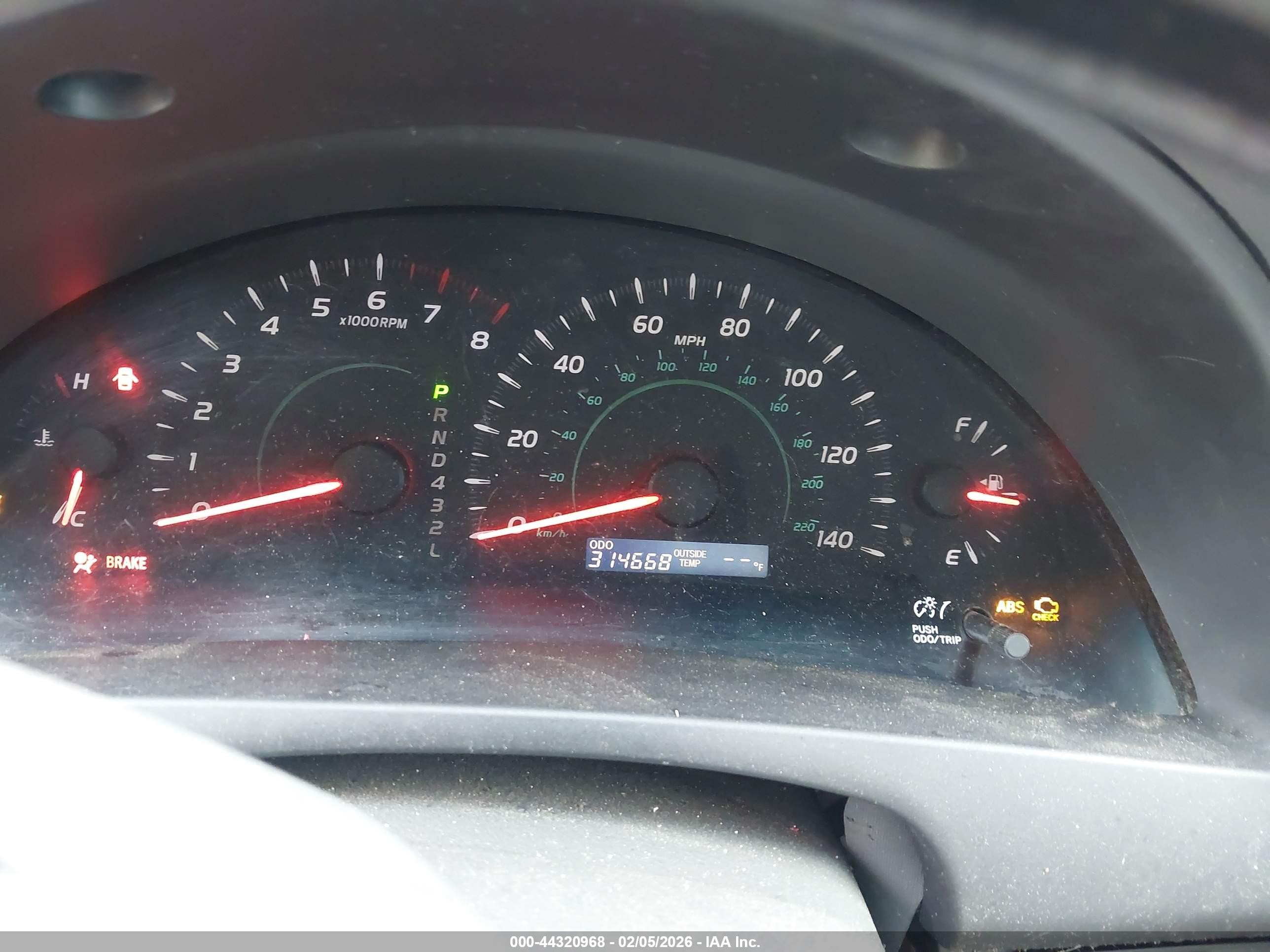 2009 Toyota Camry Le Silver vin: 4T1BE46KX9U350098