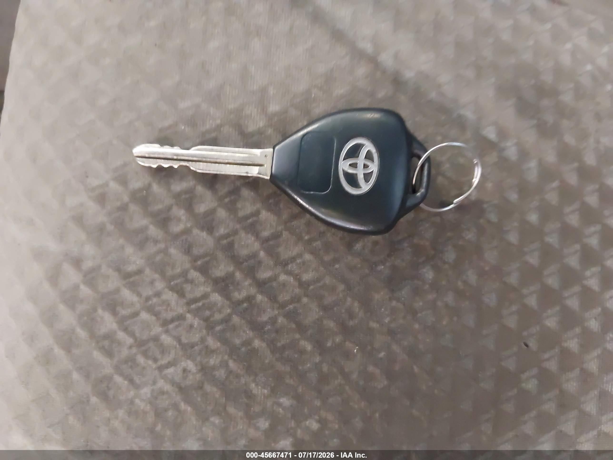 2009 Toyota Camry Le Red vin: 4T1BE46KX9U375020