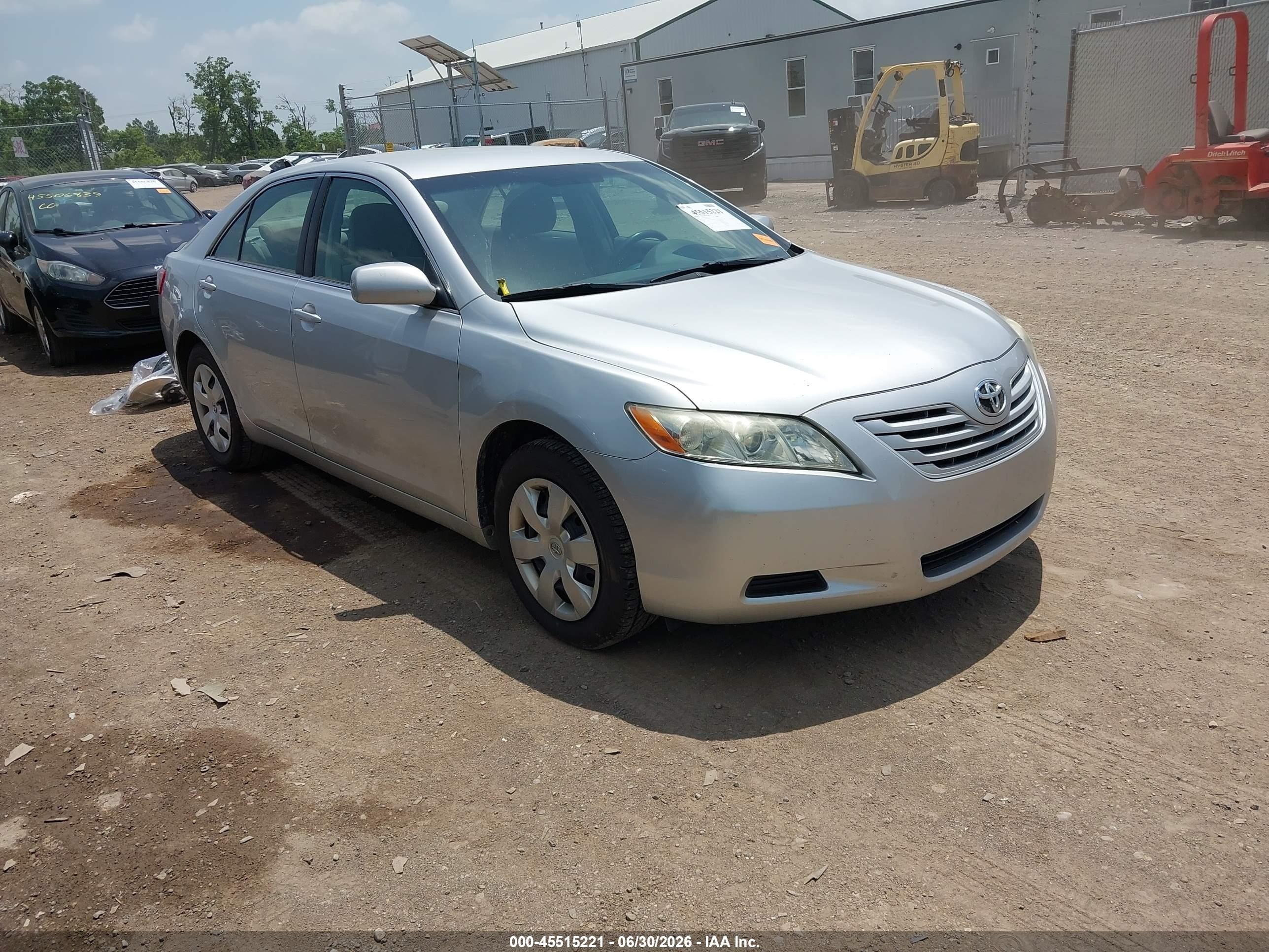 2009 Toyota Camry Le Silver vin: 4T1BE46KX9U386602